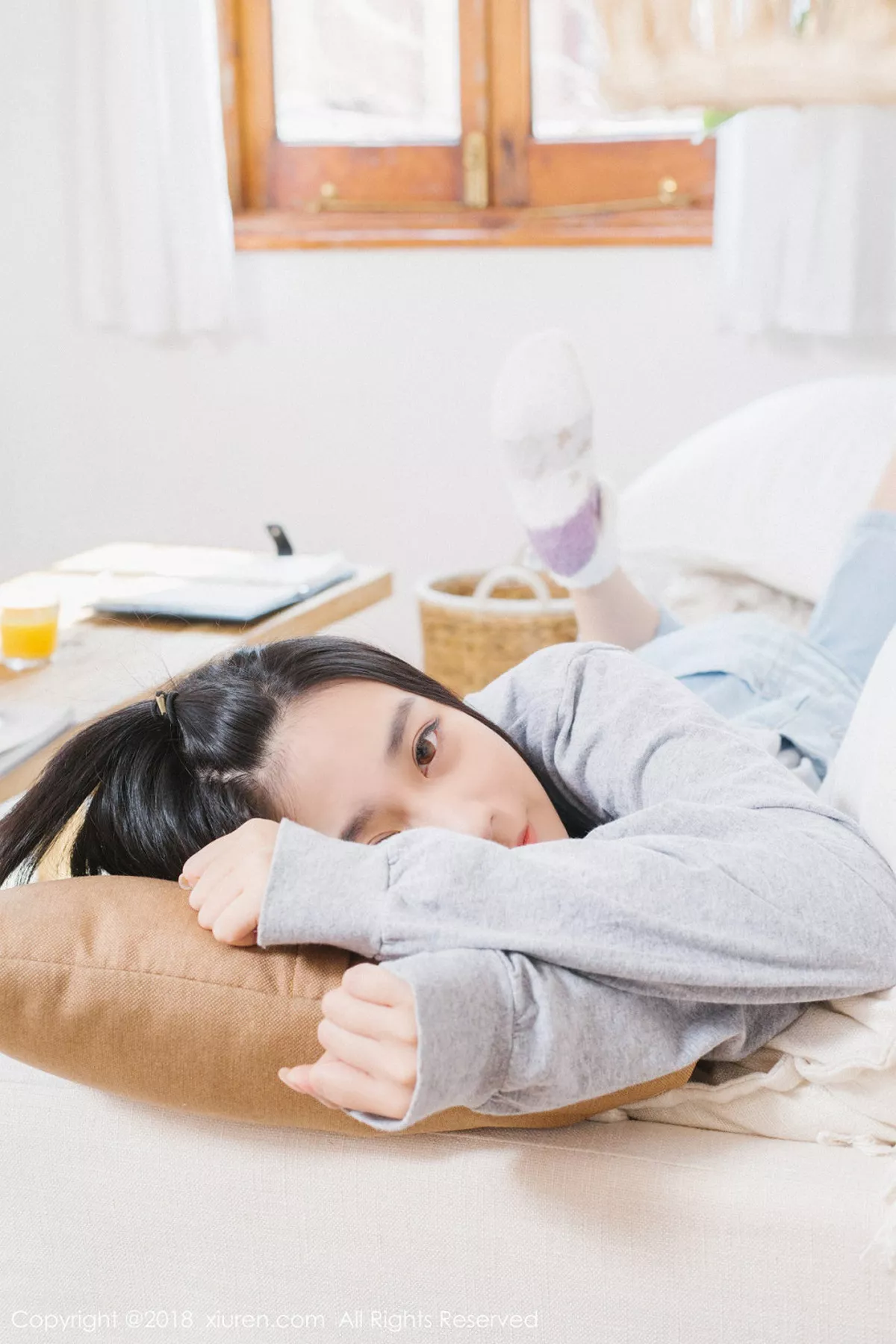 秀人集.com_[XiuRen秀人网]No.1024_女神许诺Sabrina居家早安女友系列床上慵懒迷人写真82P