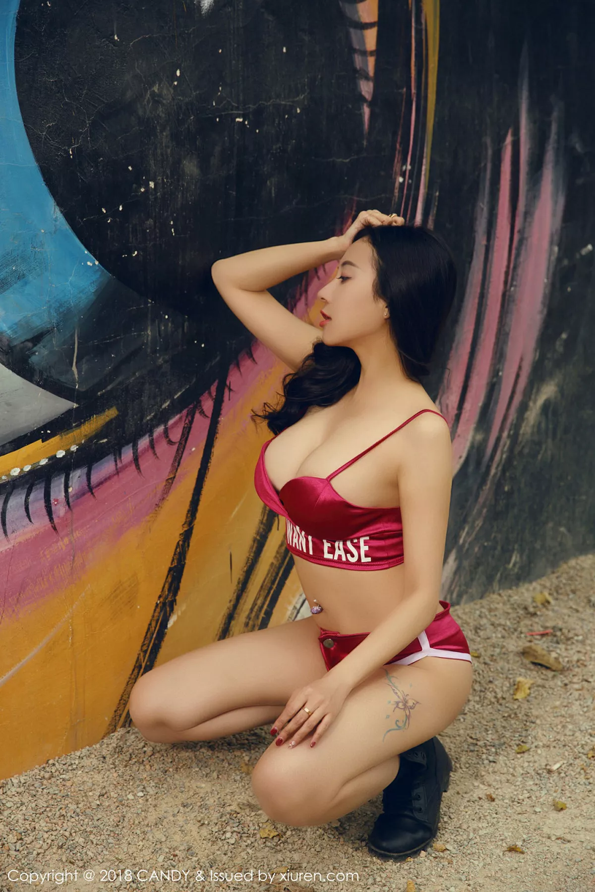 秀人集.com_[Candy网红馆]Vol.061_女神松果儿户外绝对求生吃鸡主题性感内衣秀豪乳诱惑写真38P