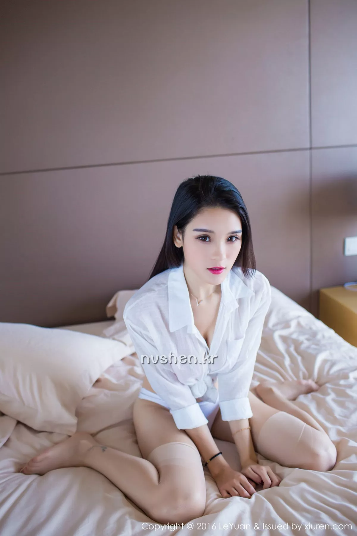 秀人集.com_[LeYuan星乐园]Vol.010_靓丽嫩模鬼妹係诗茗居家私房内衣肉丝美腿性感美臀写真59P