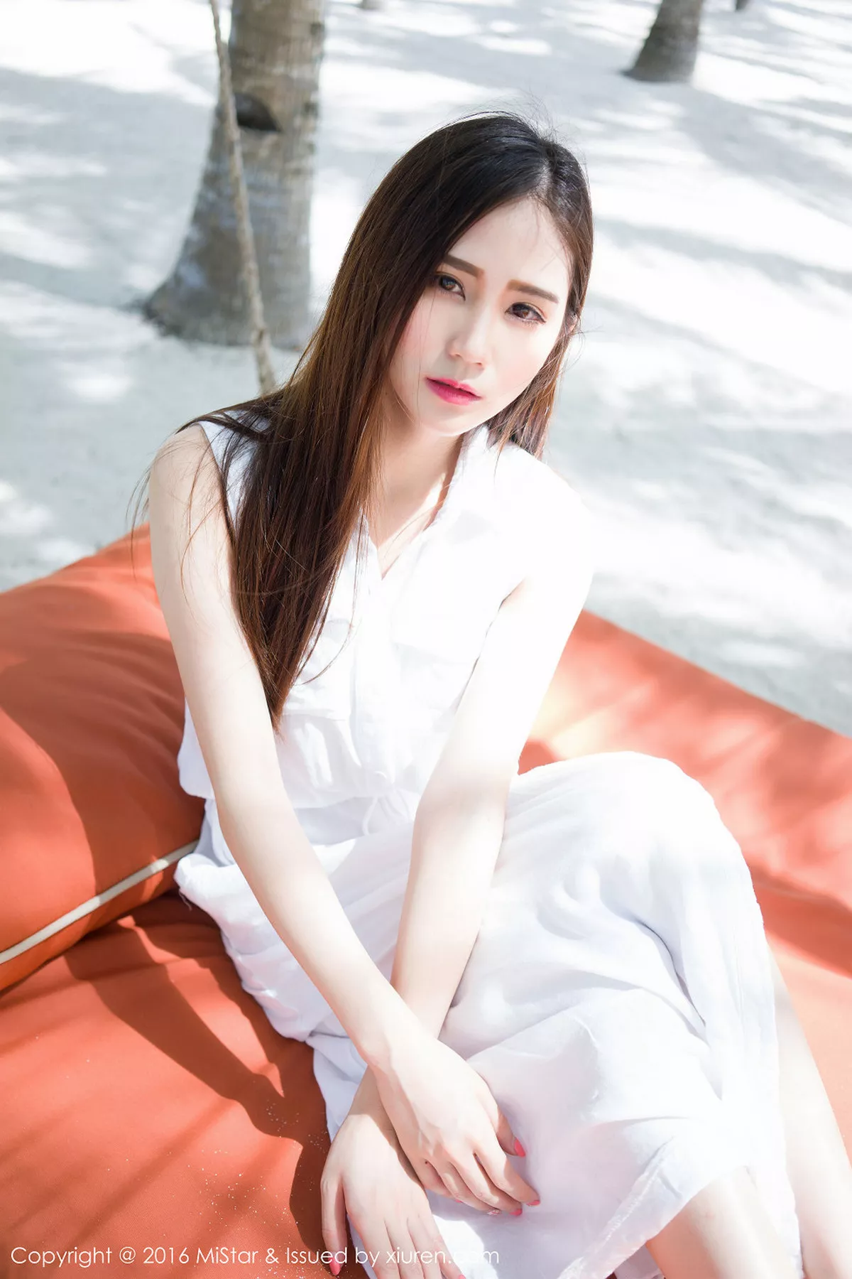 秀人集.com_[MiStar魅妍社]Vol.067_嫩模SISY思薄荷岛旅拍白色比基尼性感迷人写真50P