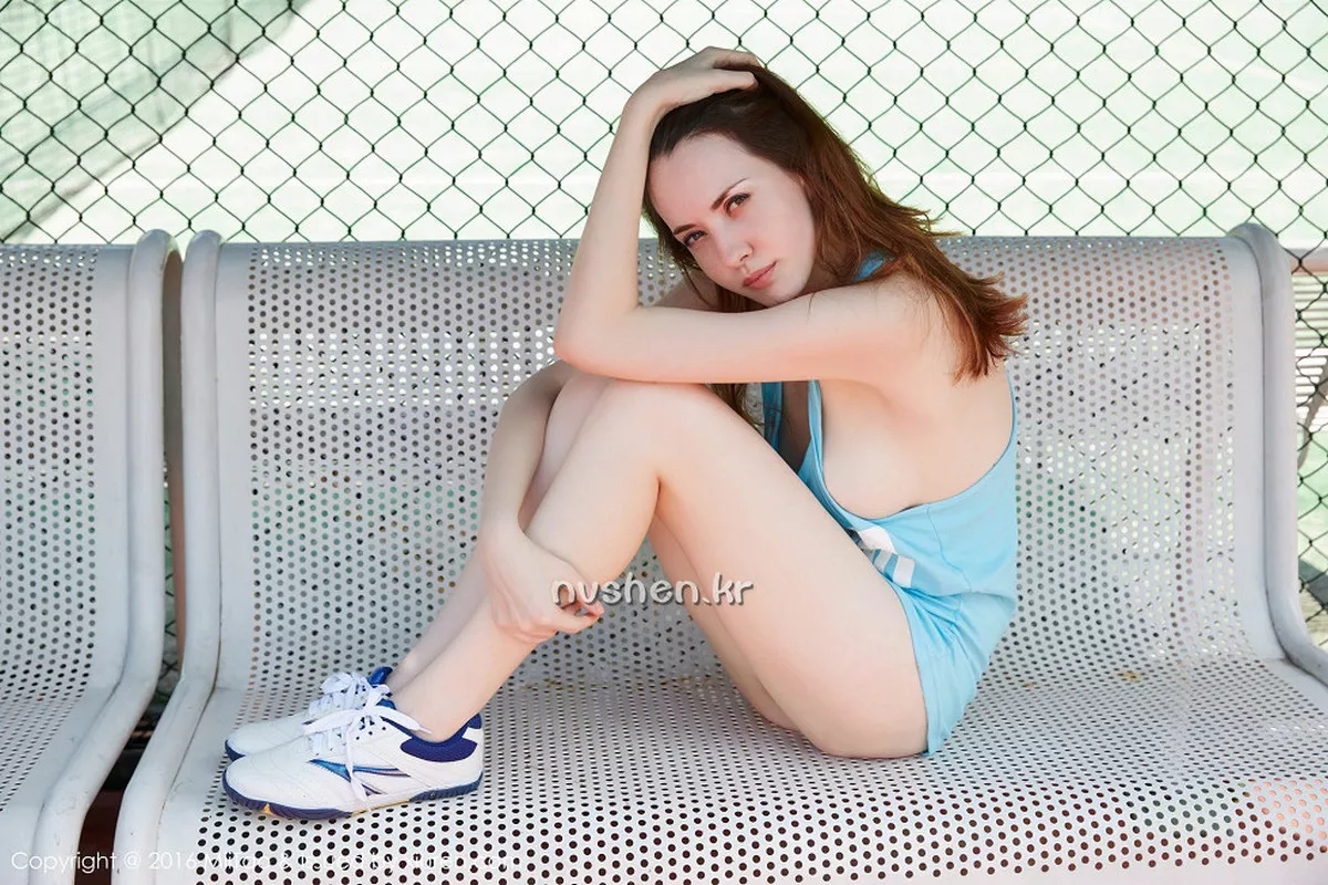 秀人集.com_[MiiTao蜜桃社]Vol.032_乌克兰嫩模Rola运动场上的性感尤物完美身材迷人写真65P