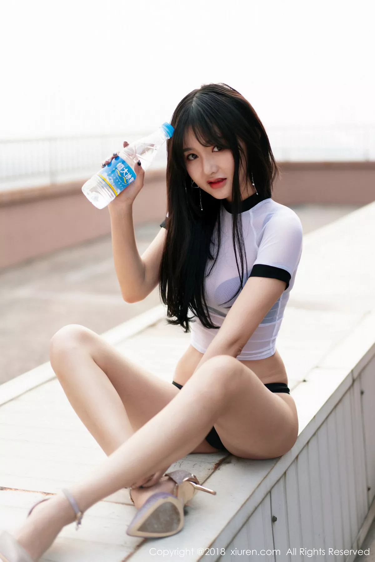 秀人集.com_[XiuRen秀人网]No.1153_嫩模拉拉Lala性感黑色内衣+高叉连体泳装秀完美身材写真40P