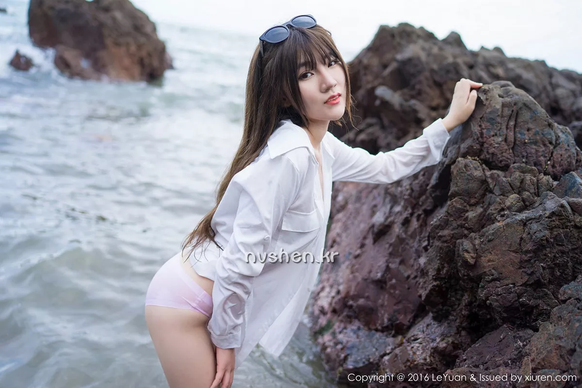 秀人集.com_[LeYuan星乐园]Vol.012_嫩模冷不丁性感黑色内衣秀完美胸型粉红内裤诱惑写真52P