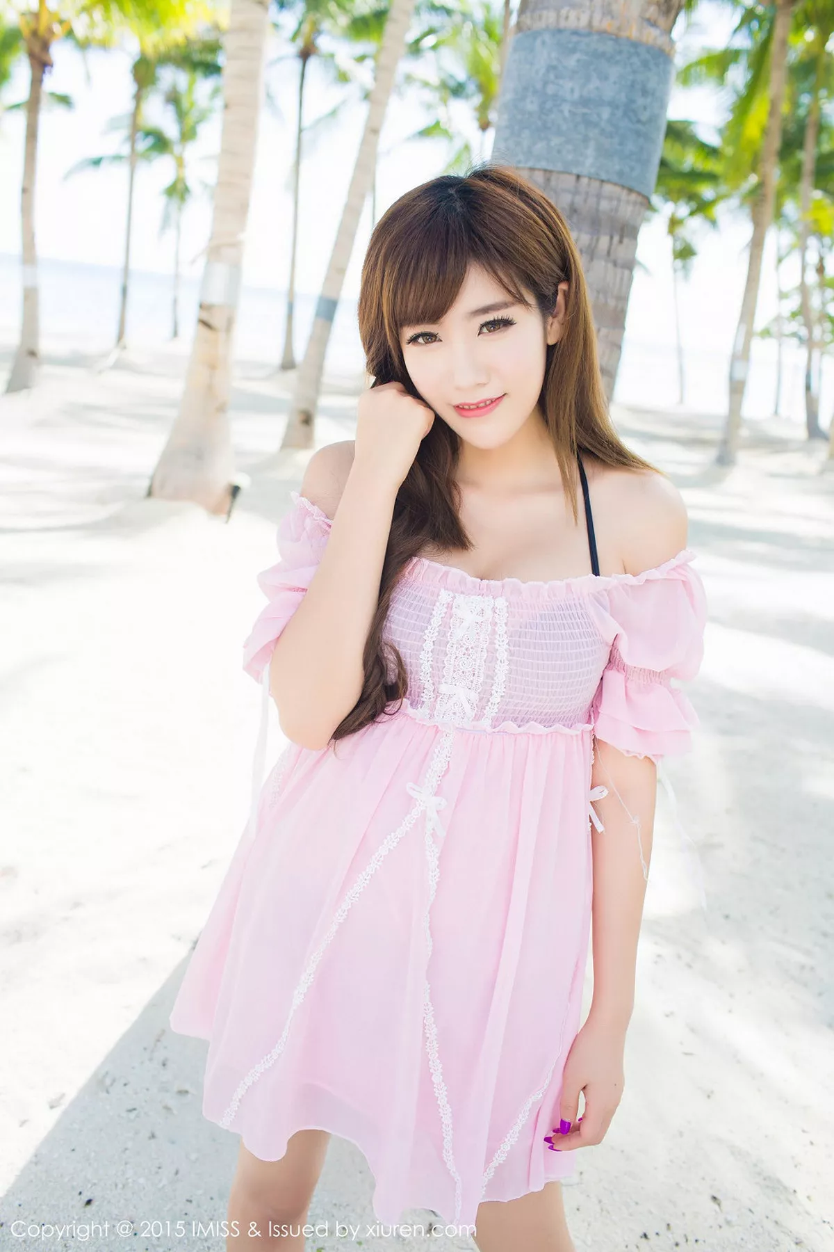 秀人集.com_[IMISS爱蜜社]Vol.055_嫩模程小烦不烦薄荷岛旅拍牛仔吊带裙秀美胸写真53P