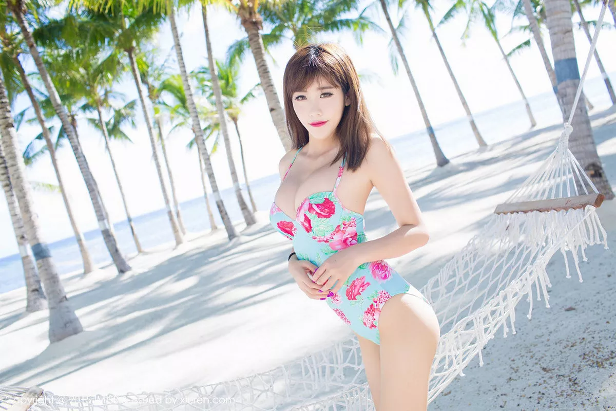 秀人集.com_[IMISS爱蜜社]Vol.055_嫩模程小烦不烦薄荷岛旅拍牛仔吊带裙秀美胸写真53P