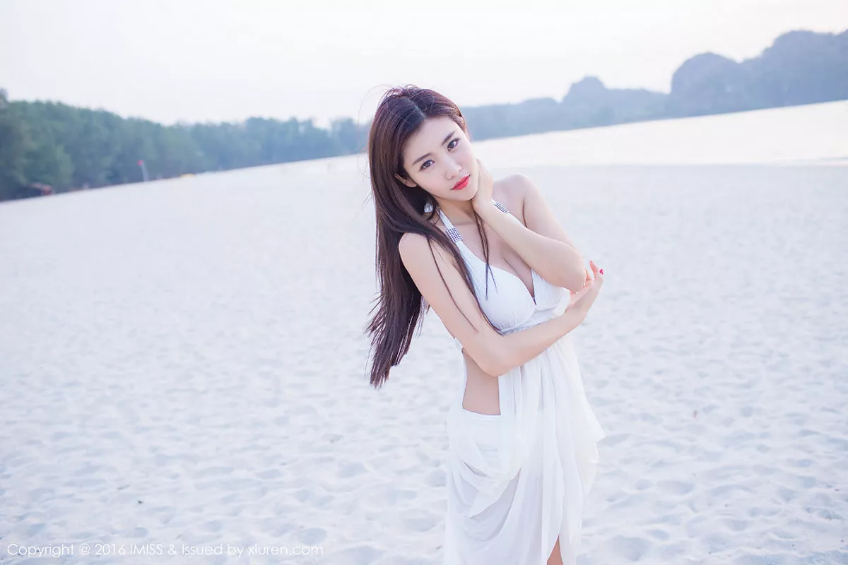 秀人集.com_[IMISS爱蜜社]Vol.086_嫩模程小烦不烦纯白裙子性感内衣秀美胸清新迷人写真47P