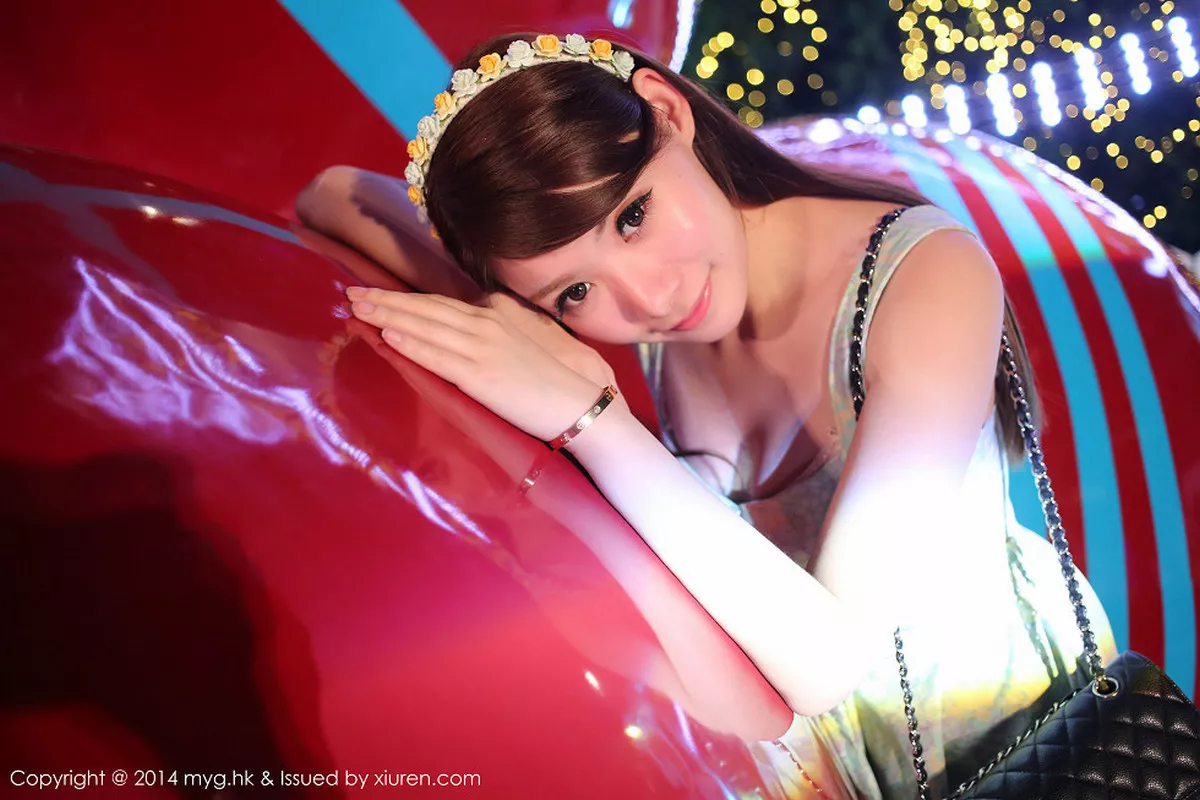 秀人集.com_[MyGirl美媛馆]Vol.085_嫩模MARA醬泰国旅拍性感内衣系列完美身材写真50P