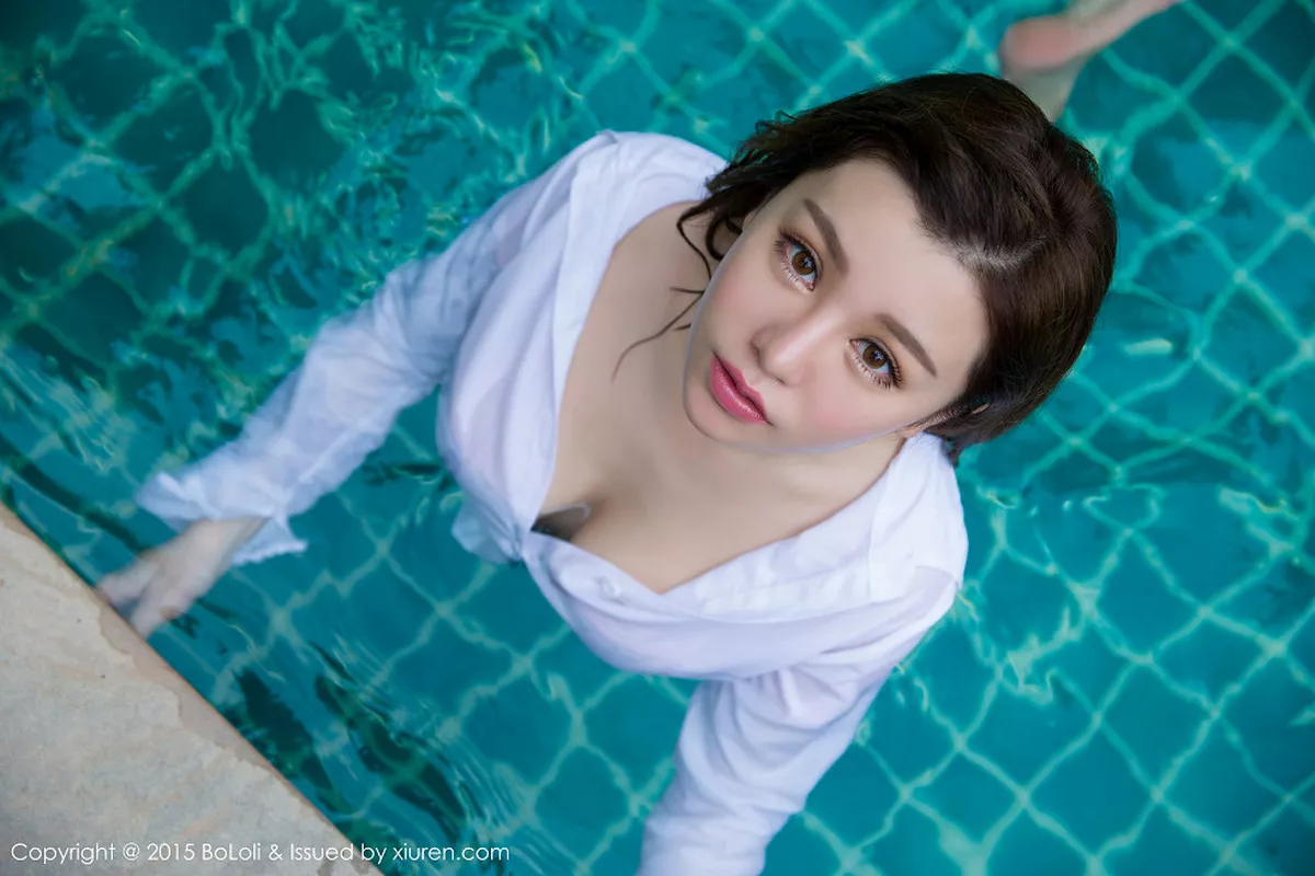 秀人集.com_[BoLoli波萝社]Vol.076_嫩模刘娅希普吉岛旅拍水中湿身秀豪乳半球诱惑写真49P