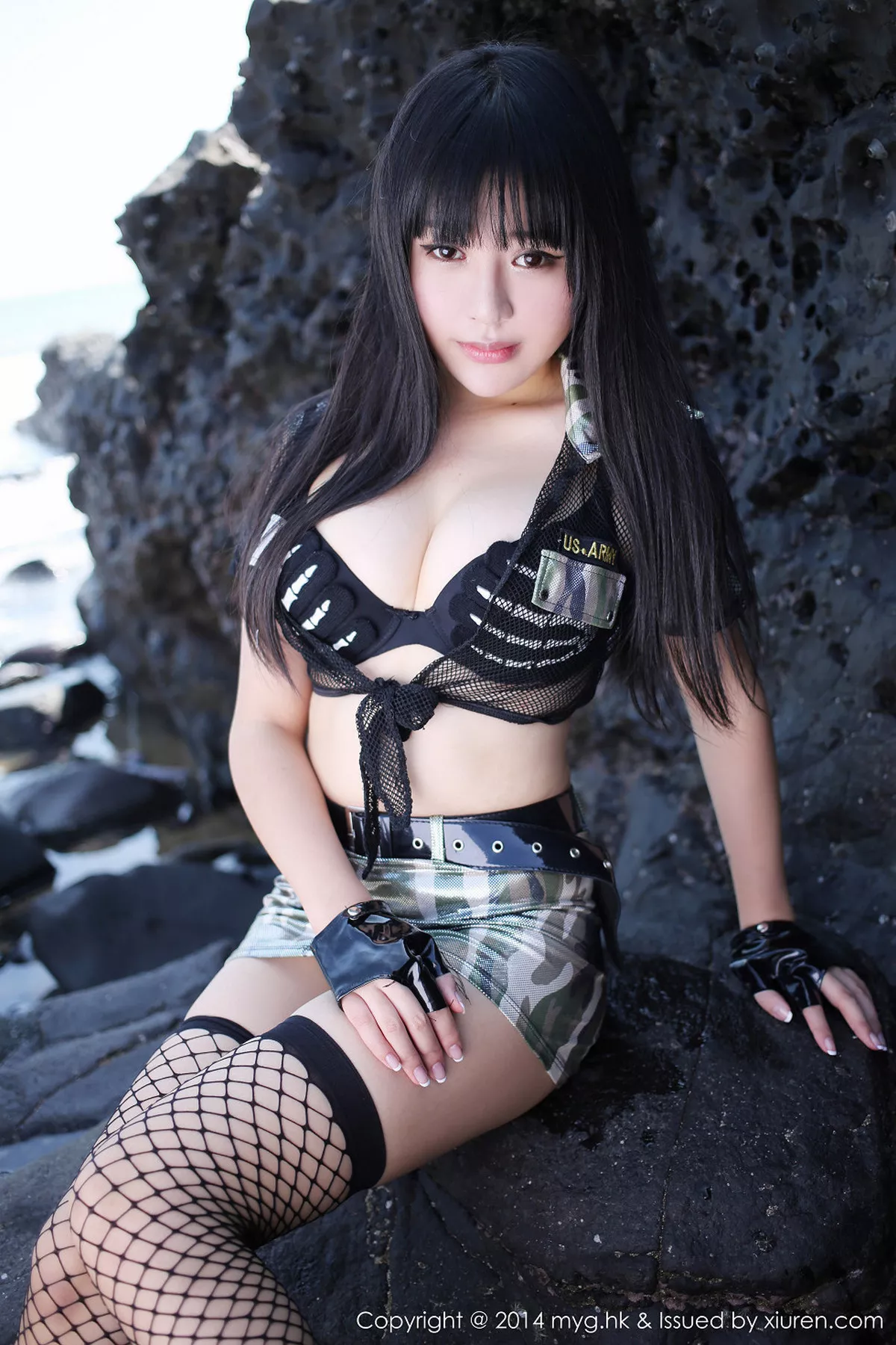 秀人集.com_[MyGirl美媛馆]Vol.075_嫩模八宝icey厦门旅拍性感比基尼系列完美曲线写真66P