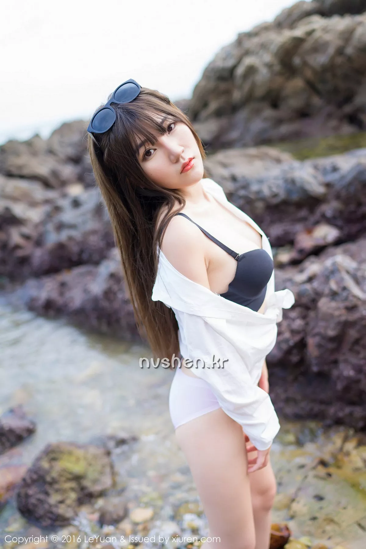 秀人集.com_[LeYuan星乐园]Vol.012_嫩模冷不丁性感黑色内衣秀完美胸型粉红内裤诱惑写真52P