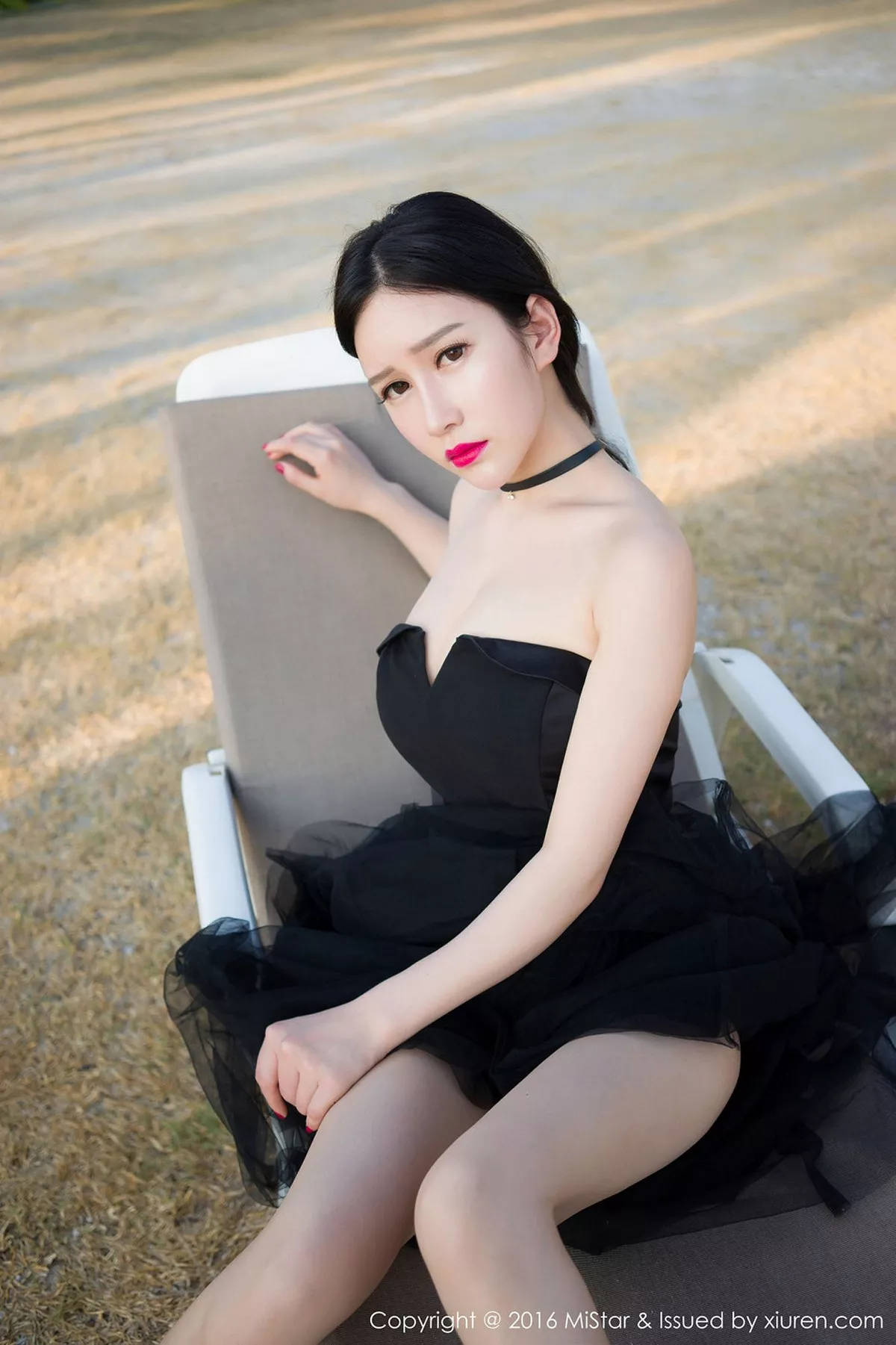 秀人集.com_[MiStar魅妍社]Vol.112_嫩模于姬Una兰卡威旅拍第四套半脱衬衣秀豪乳撩人写真45P