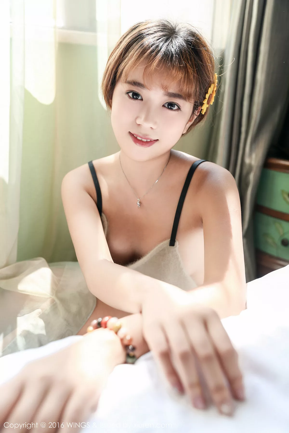 秀人集.com_[WingS影私荟]Vol.019_嫩模柠檬vivi居家私房吊带内衣花仙子性感迷人写真80P