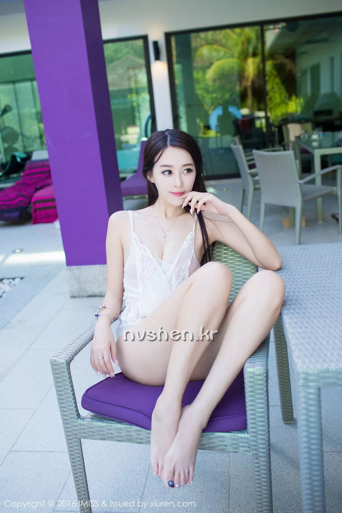 秀人集.com_[IMISS爱蜜社]Vol.141_嫩模王曼妮好Q纯白吊带薄纱透视秀美胸靓丽迷人写真40P