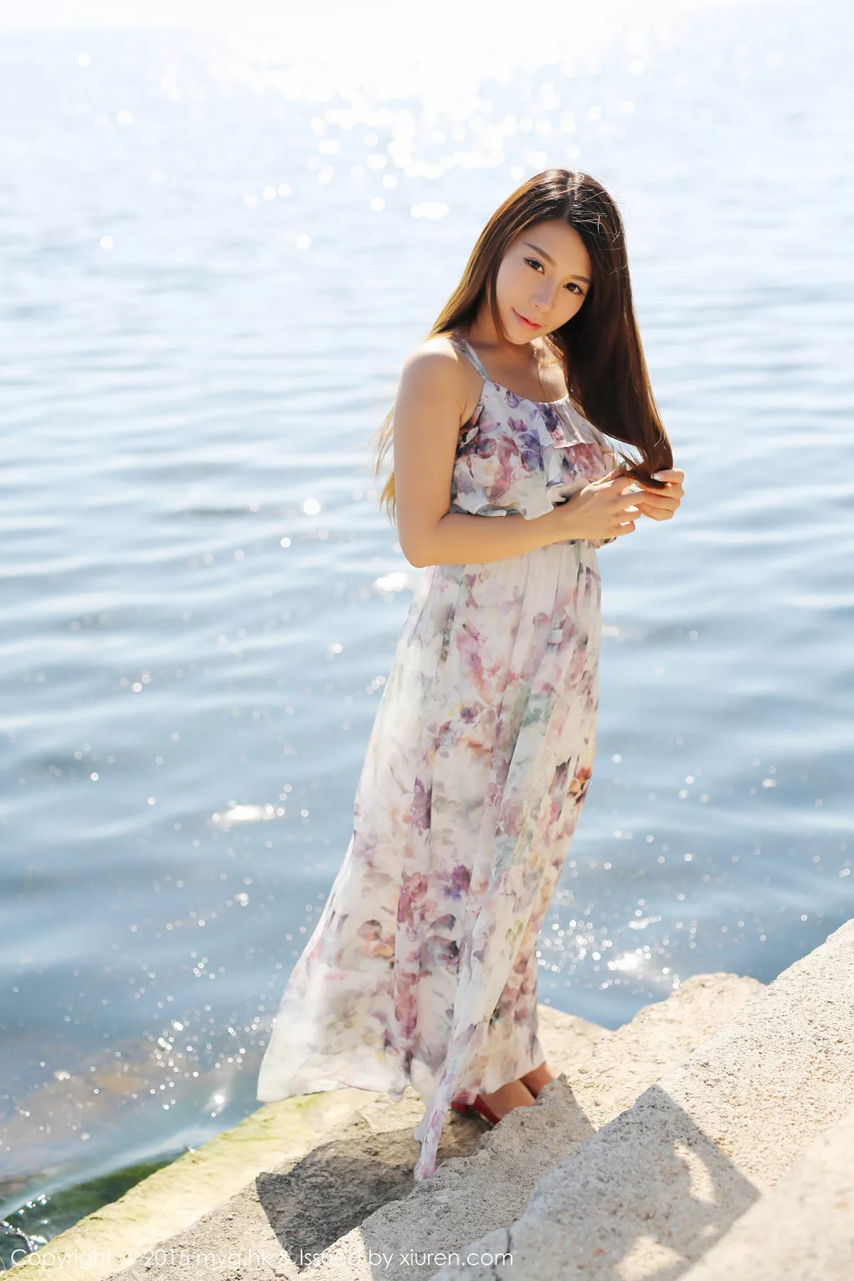 秀人集.com_[MyGirl美媛馆]Vol.106_嫩模vetiver嘉宝贝儿大理旅拍连身花长裙清新迷人写真50P