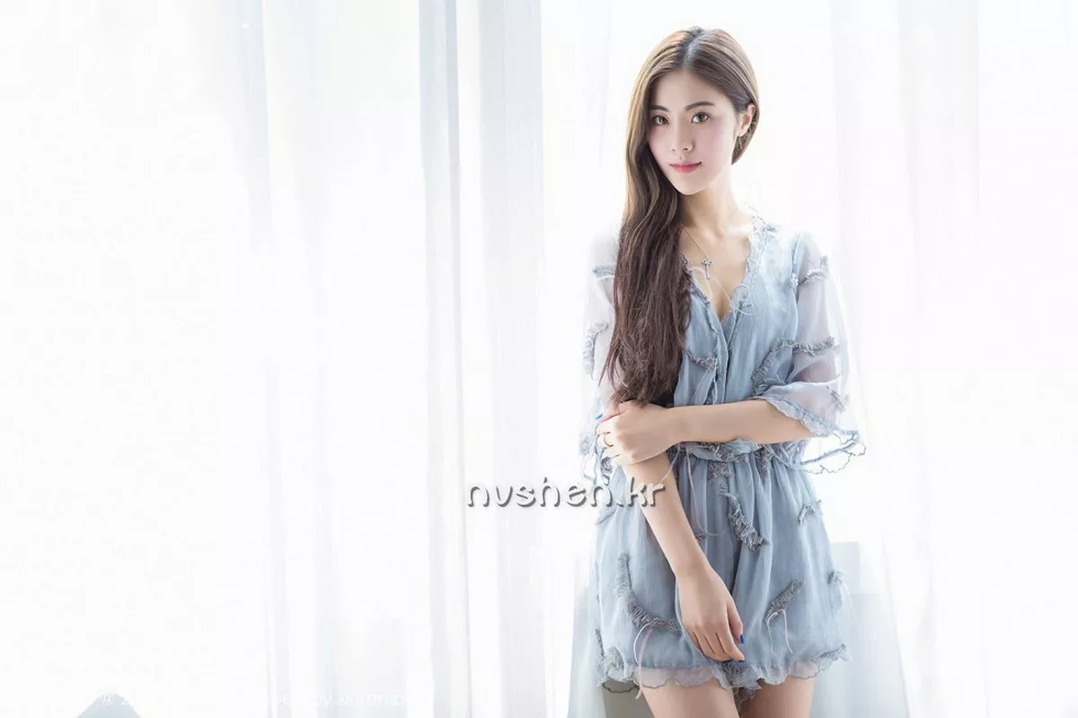 秀人集.com_[LeYuan星乐园]Vol.018_国色天姿嫩模菲儿性感内衣秀完美曲线黑丝美腿迷人写真54P