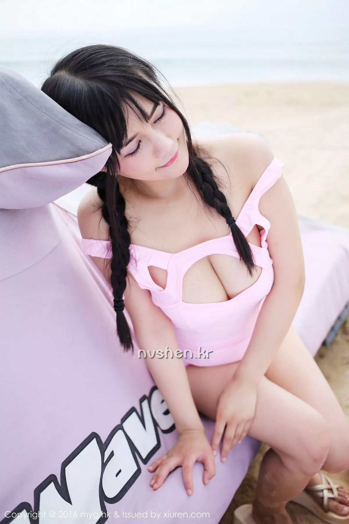 秀人集.com_[MyGirl美媛馆]Vol.230_巨乳嫩模崔乖艺性感花色比基尼童颜巨乳诱惑写真54P