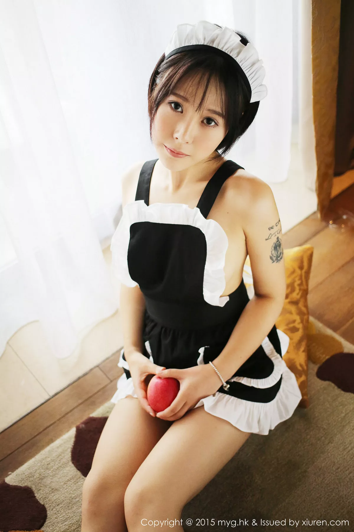 秀人集.com_[MyGirl美媛馆]Vol.157_嫩模Evelyn艾莉性感黑色女仆装侧露豪乳撩人诱惑写真44P