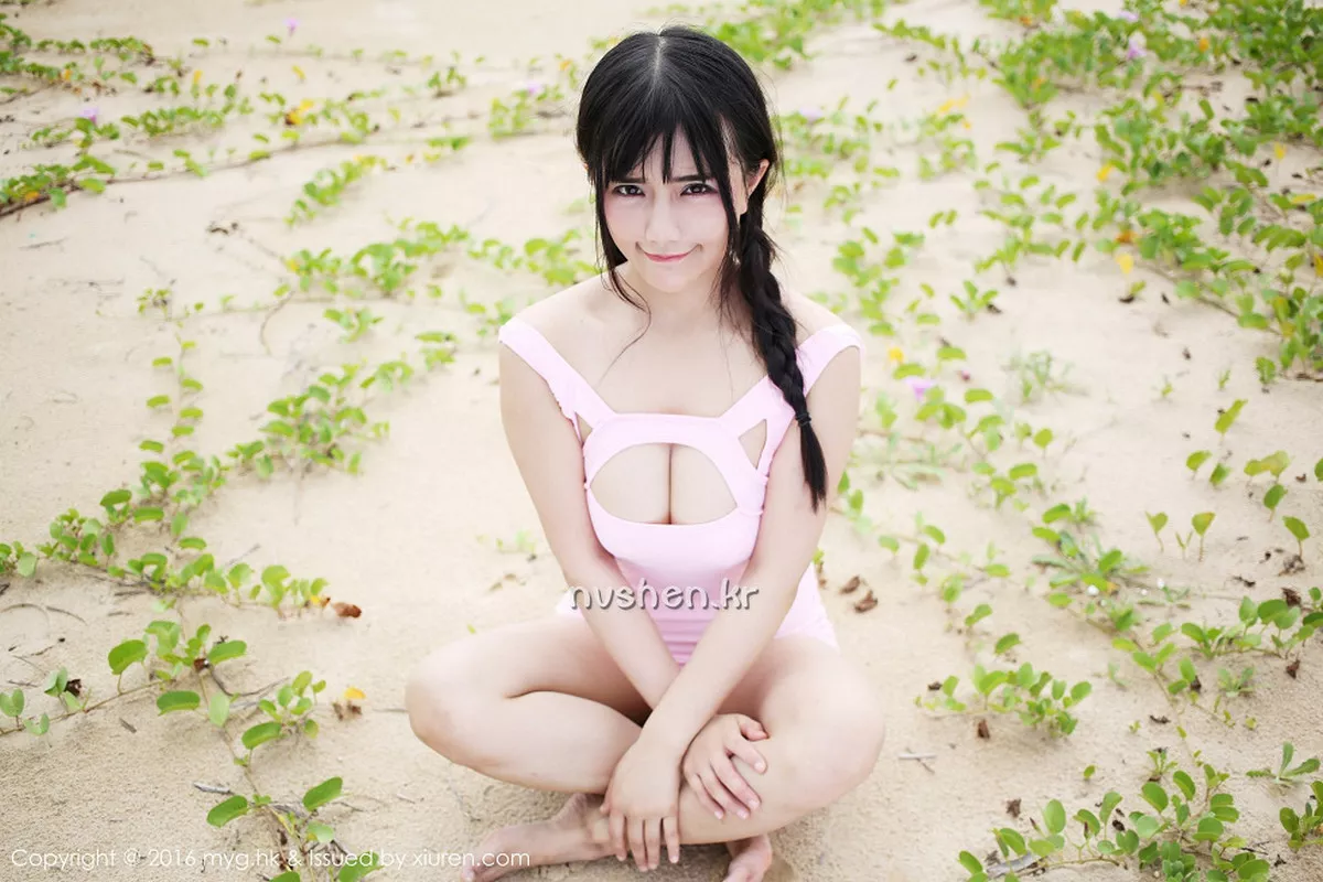 秀人集.com_[MyGirl美媛馆]Vol.230_巨乳嫩模崔乖艺性感花色比基尼童颜巨乳诱惑写真54P