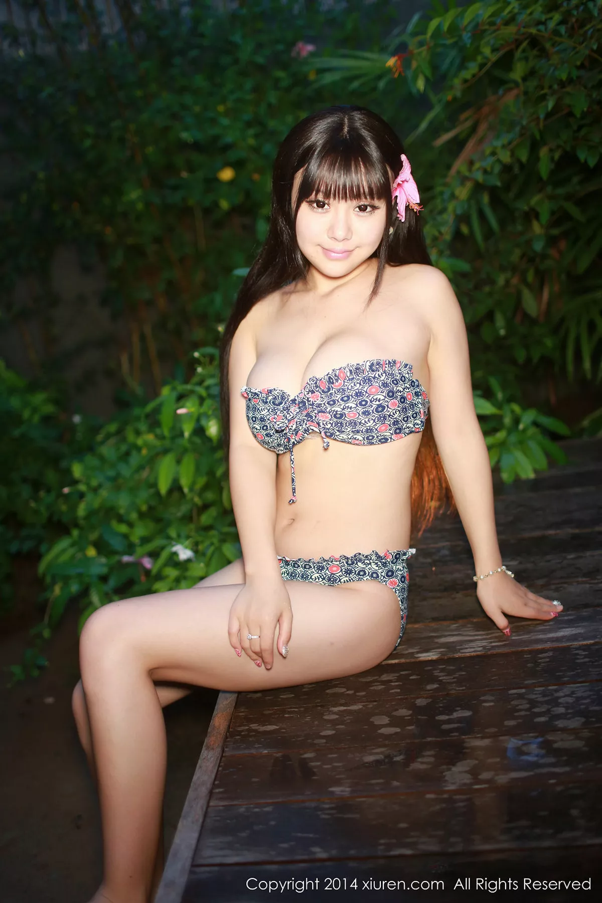 秀人集.com_[XiuRen秀人网]No.203_萌妹子Barbie可儿泰国旅拍丰满美胸性感迷人写真56P