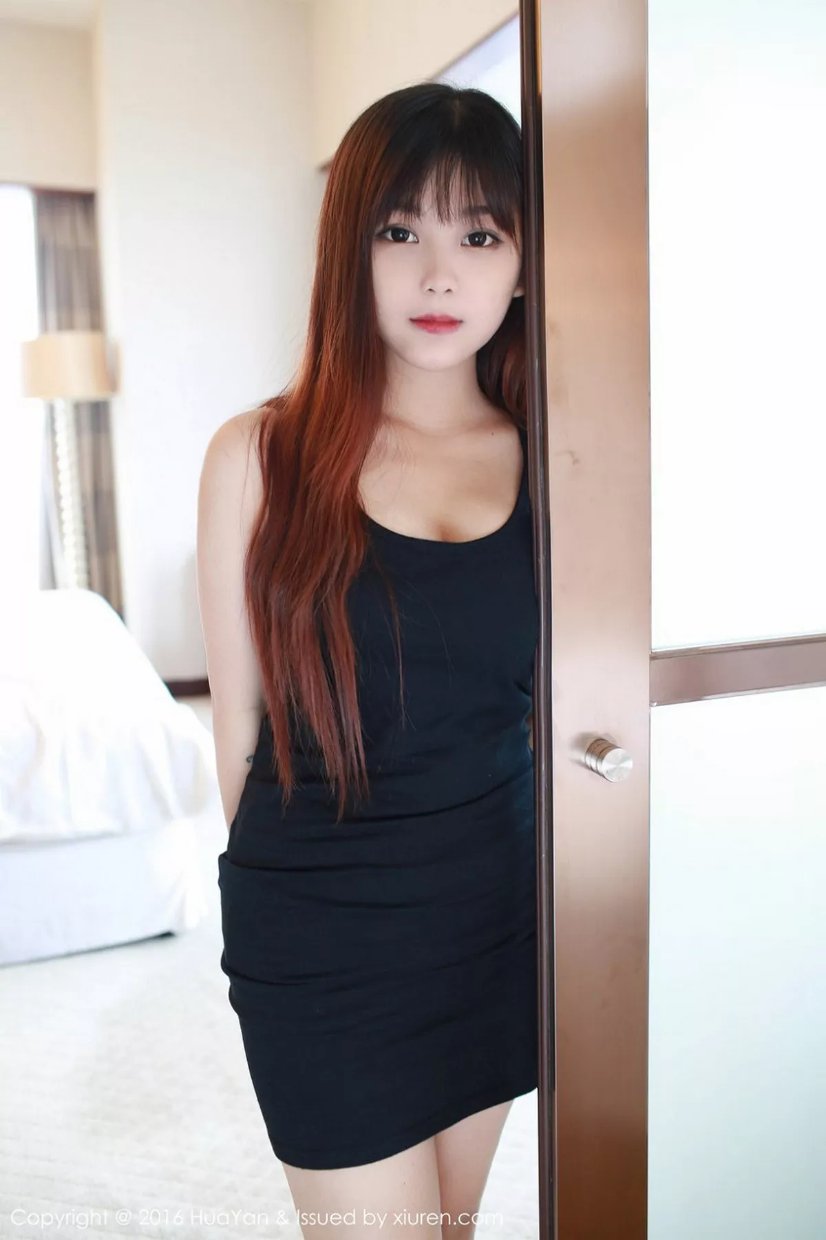 秀人集.com_[HuaYan花の颜]Vol.016_新人嫩模小月儿性感黑色女仆装黑色渔网丝袜清新写真54P