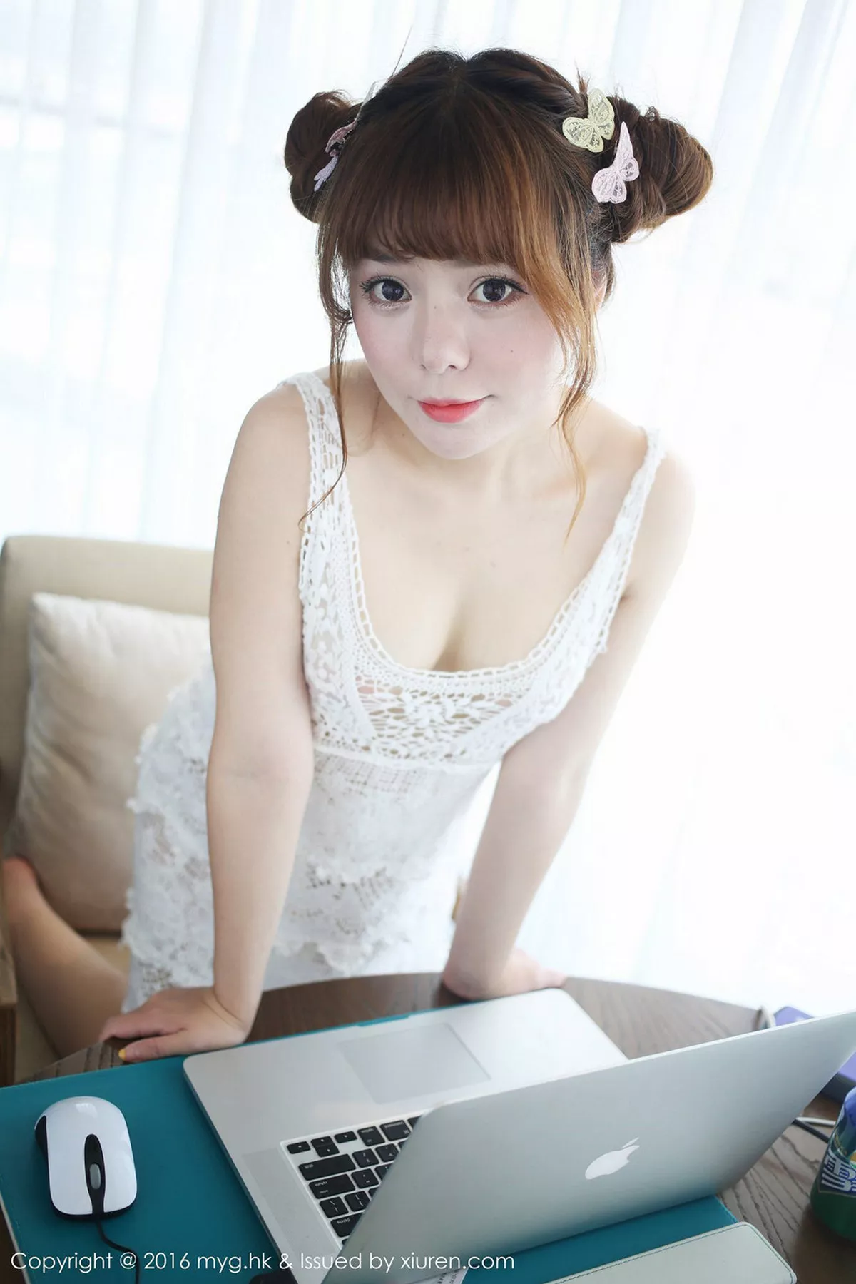 秀人集.com_[MyGirl美媛馆]Vol.225_嫩模粉芭比VV三亚旅拍性感粉红内衣秀豪乳美臀诱惑写真52P