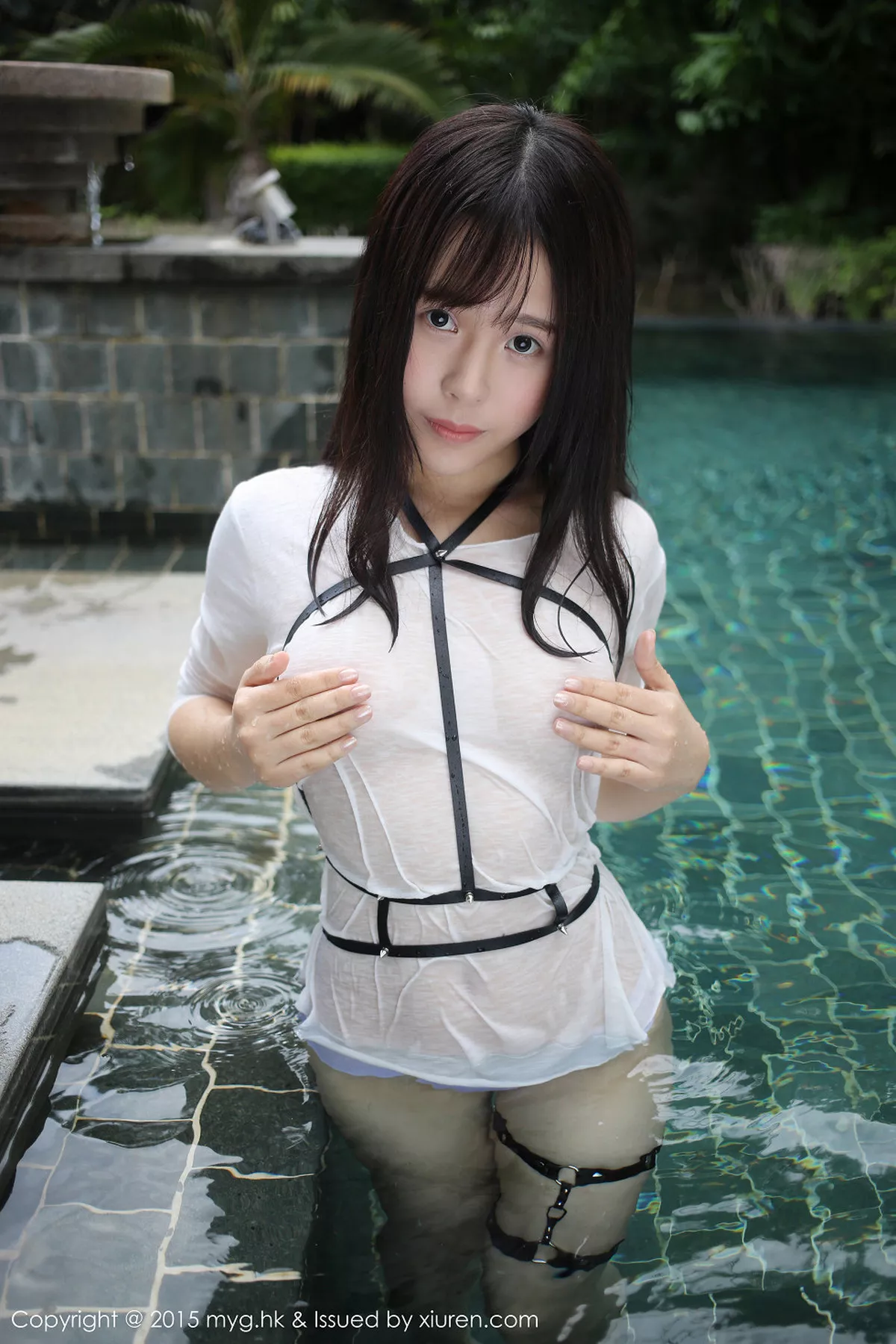秀人集.com_[MyGirl美媛馆]Vol.170_Evelyn艾莉三亚旅拍白色连身裙真空湿身美乳凸点诱惑53P