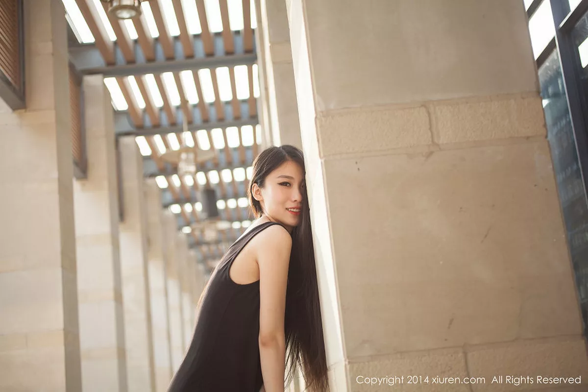 秀人集.com_[XiuRen秀人网]No.169_嫩模战姝羽Zina居家大床上大尺度全裸秀美臀诱惑写真56P