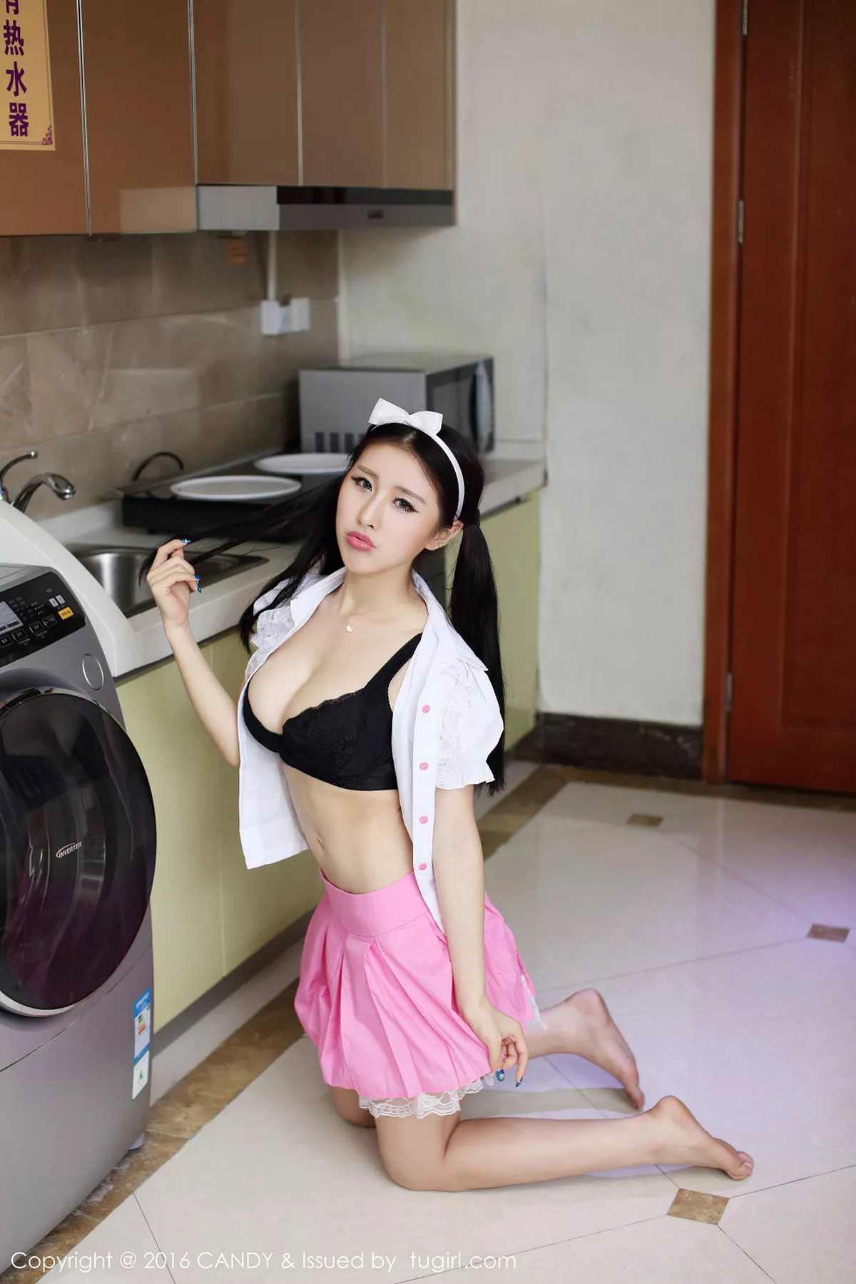 秀人集.com_[Candy糖果画报]Vol.005_糖果画报冬至佳节主题模特合集李宓儿等豪乳模特写真38P