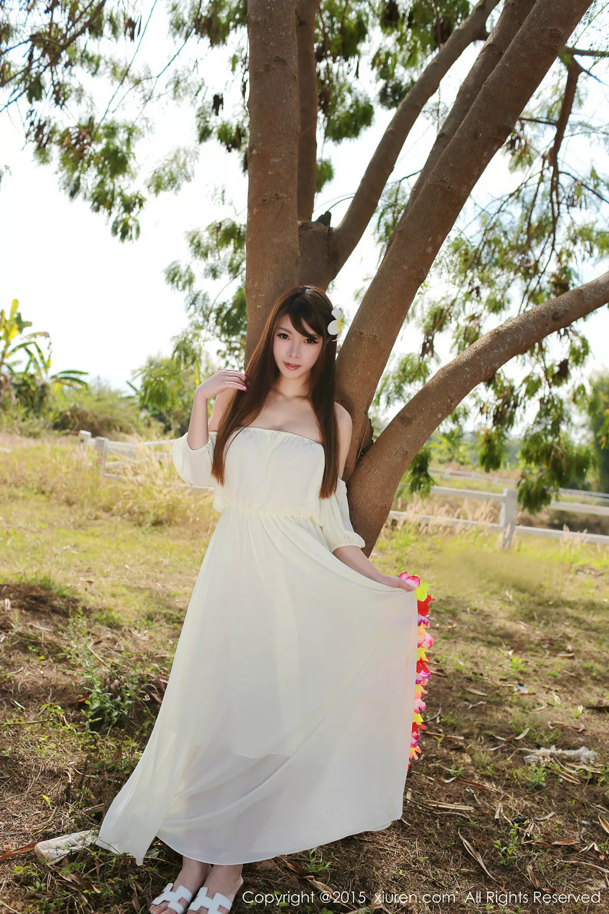 秀人集.com_[XiuRen秀人网]No.307_秀人嫩模MARA醬泰国旅拍户外红色比基尼内衣诱惑写真50P