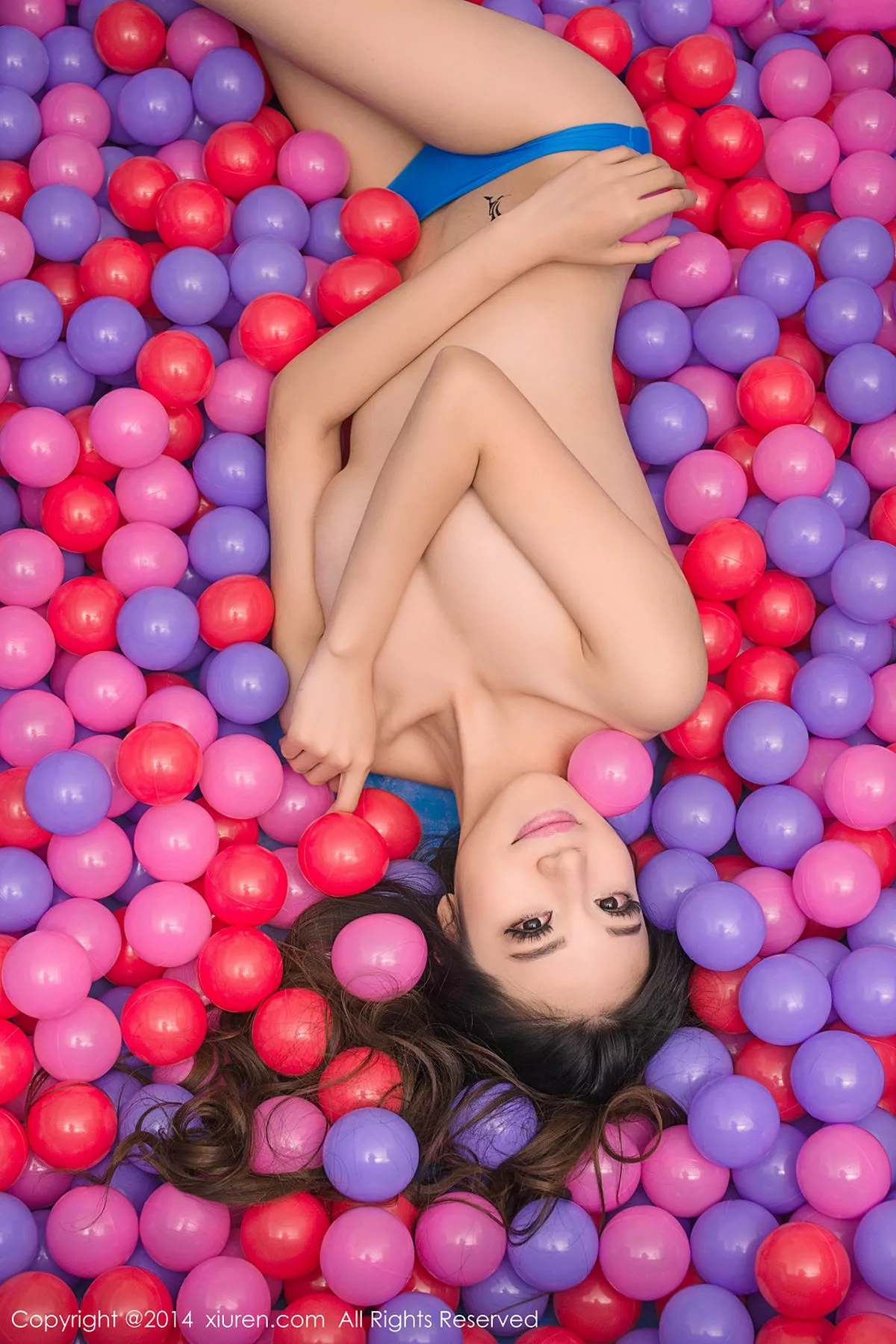 秀人集.com_[XiuRen秀人网]No.230_嫩模Cassie性感情趣睡裙大秀完美身材火辣诱惑写真51P