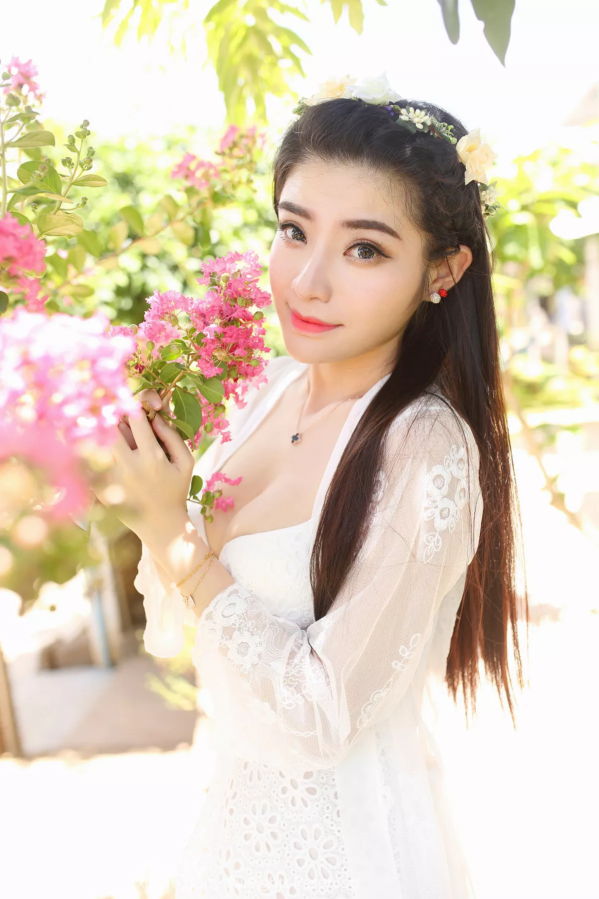 秀人集.com_[XiuRen秀人网]No.353_嫩模容容容Alice海边沙滩红色比基尼性感写真53P