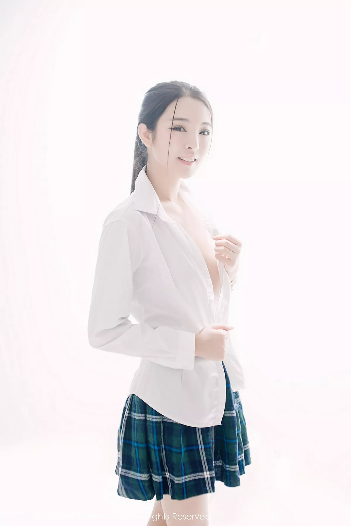 秀人集.com_[XiuRen秀人网]No.256_国产嫩模陈大榕黑色网状裙秀完美身材极致诱惑写真50P