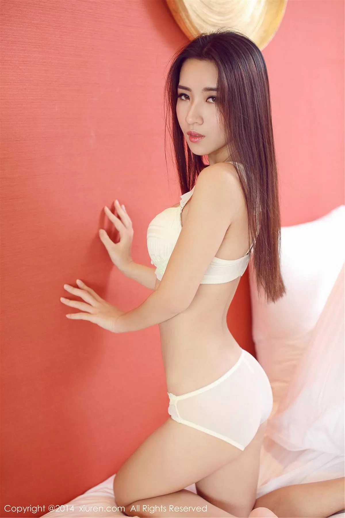 秀人集.com_[XiuRen秀人网]No.258_丰满妹子小夕Kitty居家私房性感内衣秀完美身材写真60P