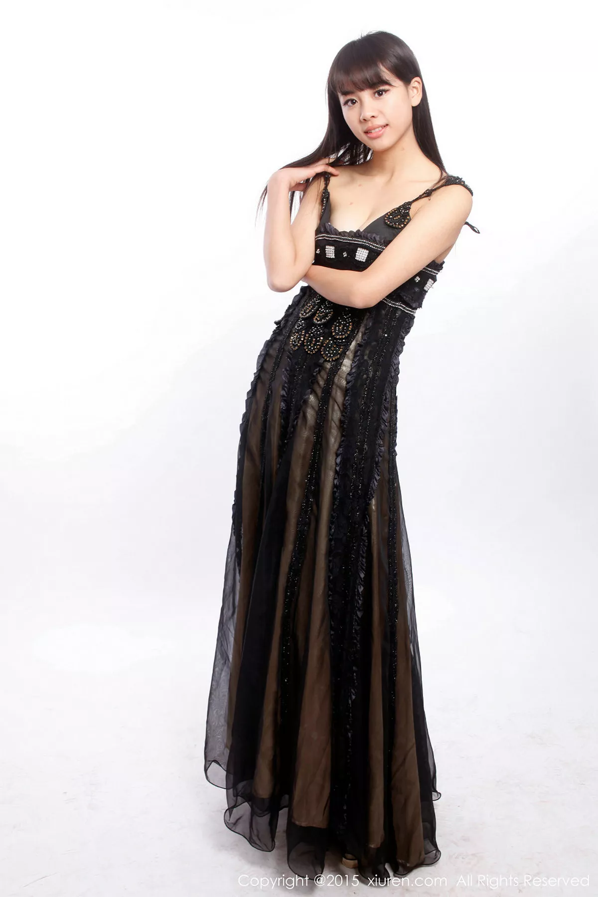 秀人集.com_[XiuRen秀人网]No.318_邻家女孩七米baby户外红色格子裙清新学生装迷人写真112P