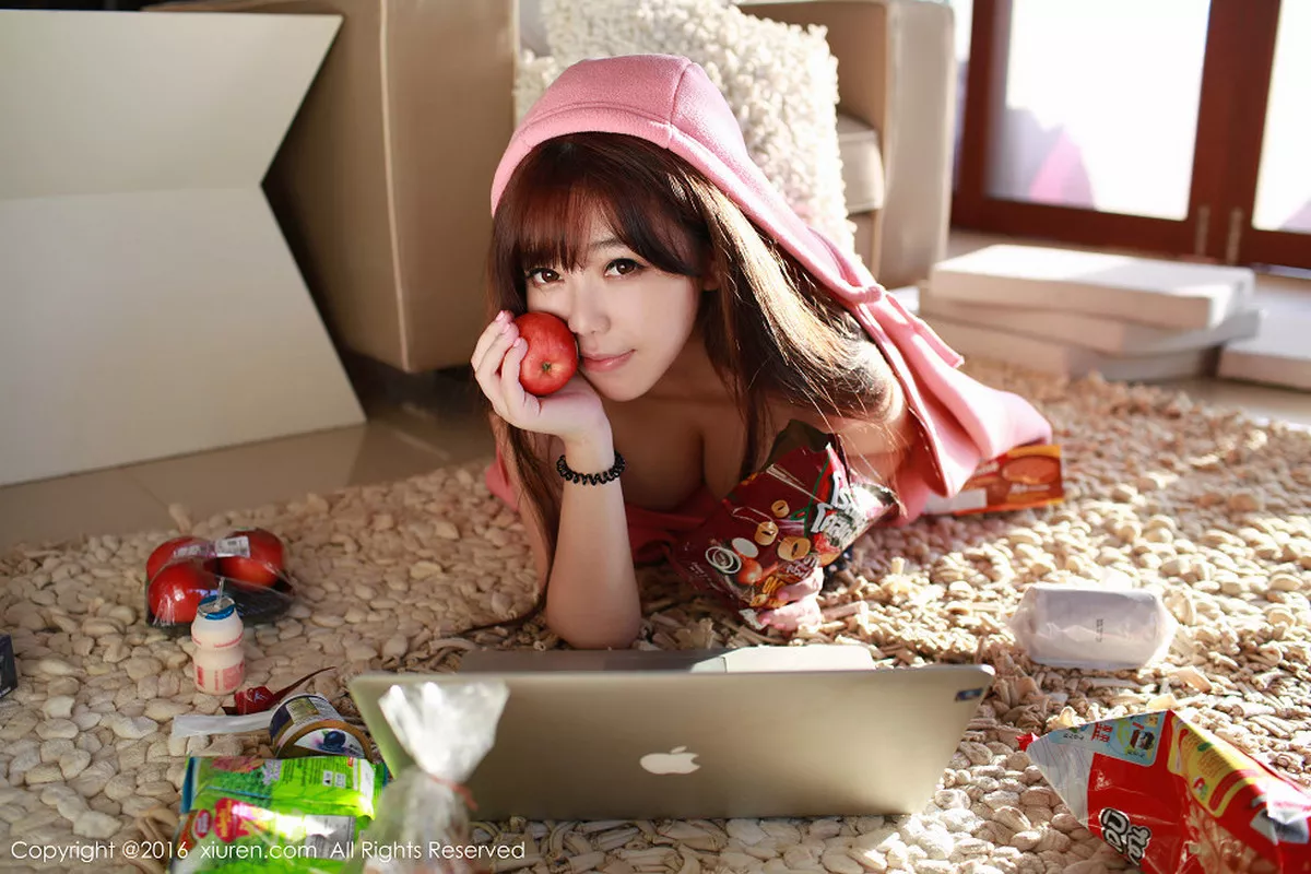 秀人集.com_[XiuRen秀人网]No.567_嫩模刘飞儿Faye苏梅岛旅拍最后一套写真粉红系列诱惑豪乳写真40P