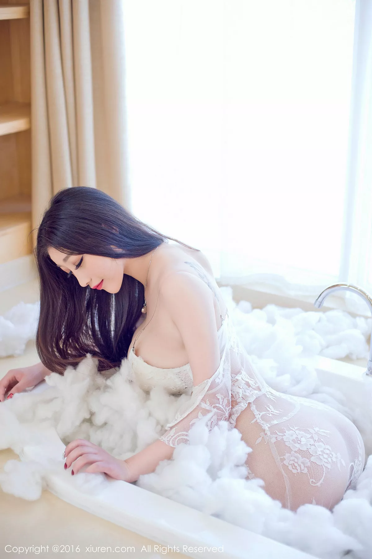 秀人集.com_[XiuRen秀人网]No.608_武大校花妲己_Toxic细腰美狐娘私房内衣爆乳诱惑写真49P