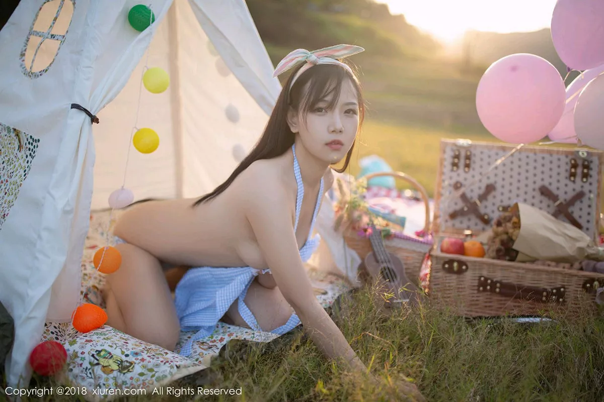 秀人集.com_[XiuRen秀人网]No.1207_嫩模徐微微mia户外性感女仆装半脱露美乳翘臀极致诱惑写真80P