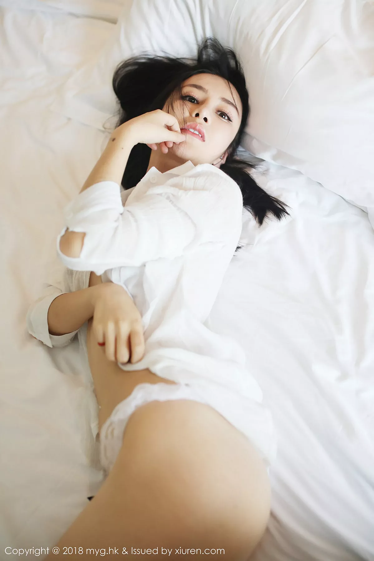 秀人集.com_[MyGirl美媛馆]Vol.319_女神李李七七喜喜真空白衬衣配白色蕾丝丁字裤喷血诱惑写真59P