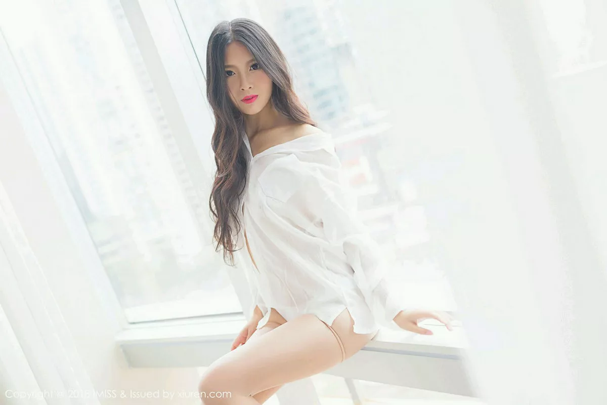 秀人集.com_[IMISS爱蜜社]Vol.299_嫩模语嫣Candy私房白衬衣配肉丝袜+红色和服性感写真38P