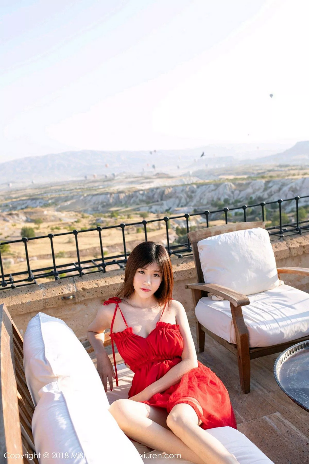 秀人集.com_[MiStar魅妍社]Vol.242_嫩模小熊猫Panda土耳其旅拍户外性感比基尼秀完美身材写真40P