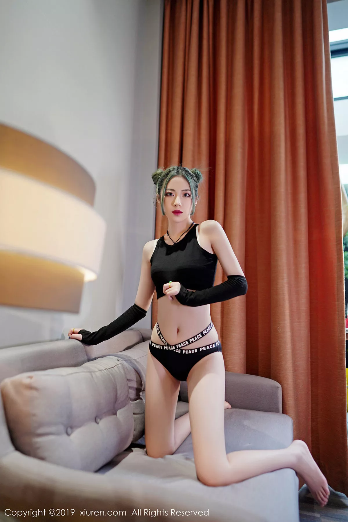 秀人集.com_[XiuRen秀人网]No.1644_嫩模贾诗晗居家私房性感黑色内衣秀完美身材修长美腿迷人写真50P