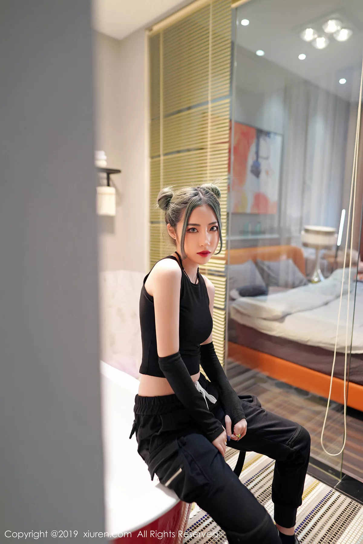 秀人集.com_[XiuRen秀人网]No.1644_嫩模贾诗晗居家私房性感黑色内衣秀完美身材修长美腿迷人写真50P