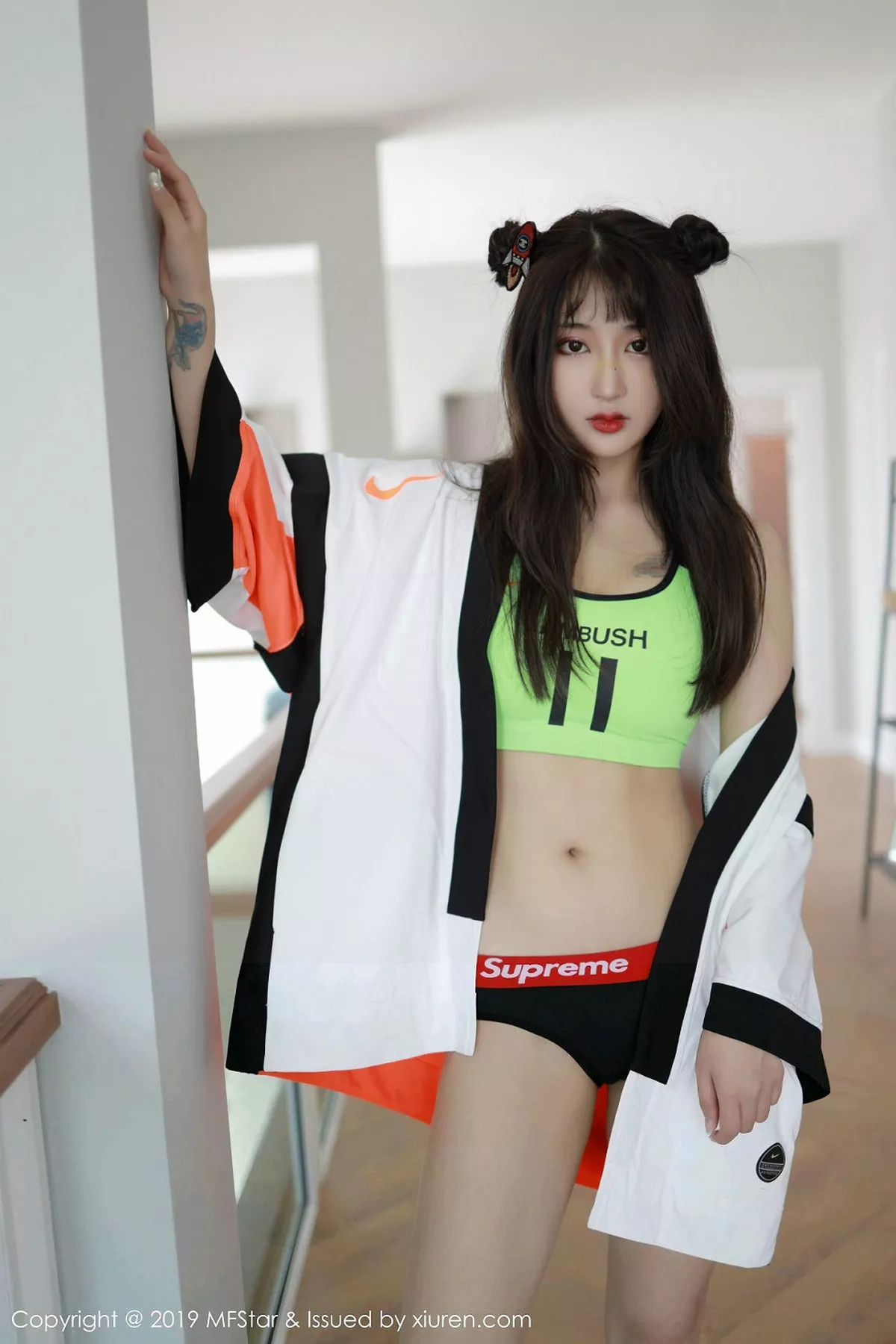 秀人集.com_[MFStar模范学院]Vol.226_嫩模Betty林子欣清迈旅拍私房真空运动服露半球诱惑写真45P