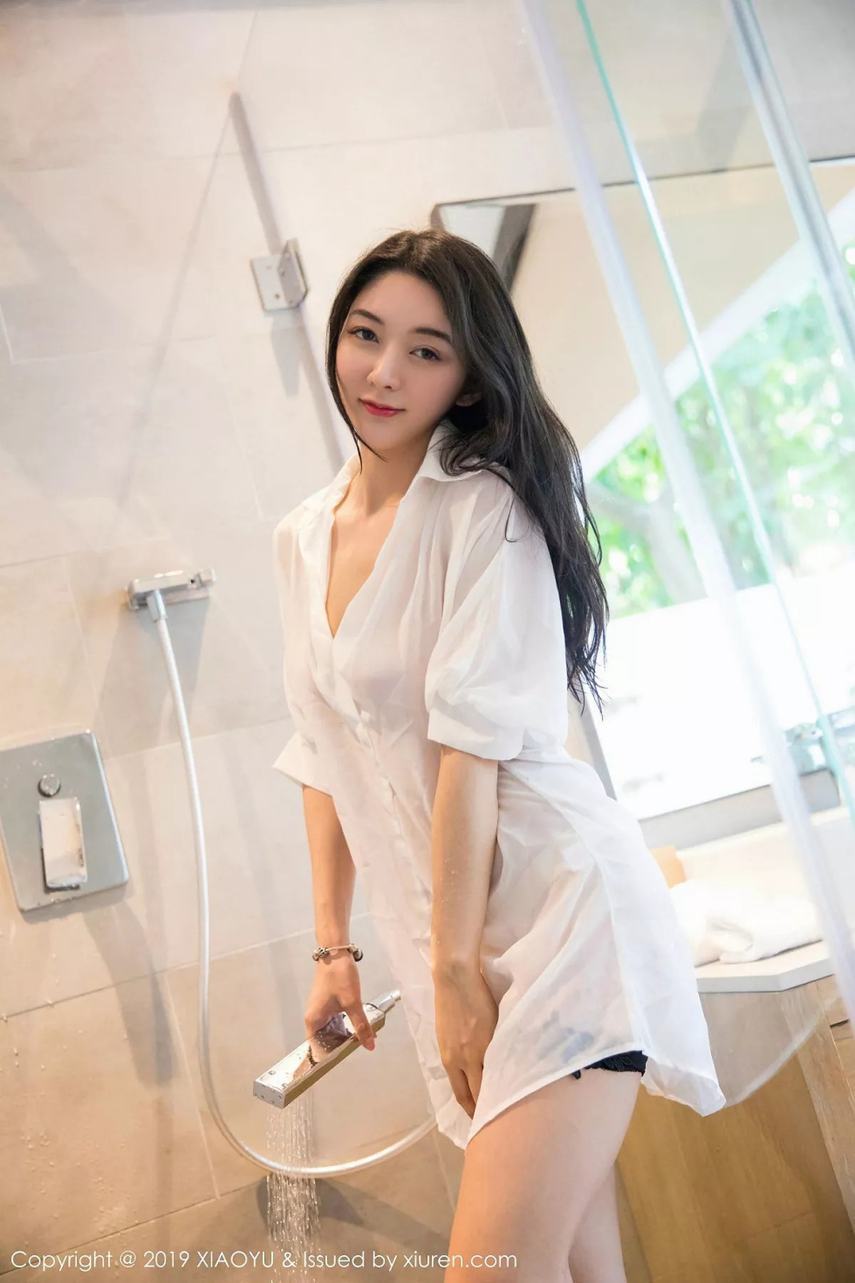 秀人集.com_[XiaoYu画语界]Vol.211_女神Angela小热巴私房白色蕾丝内衣配白丝袜透视诱惑写真100P