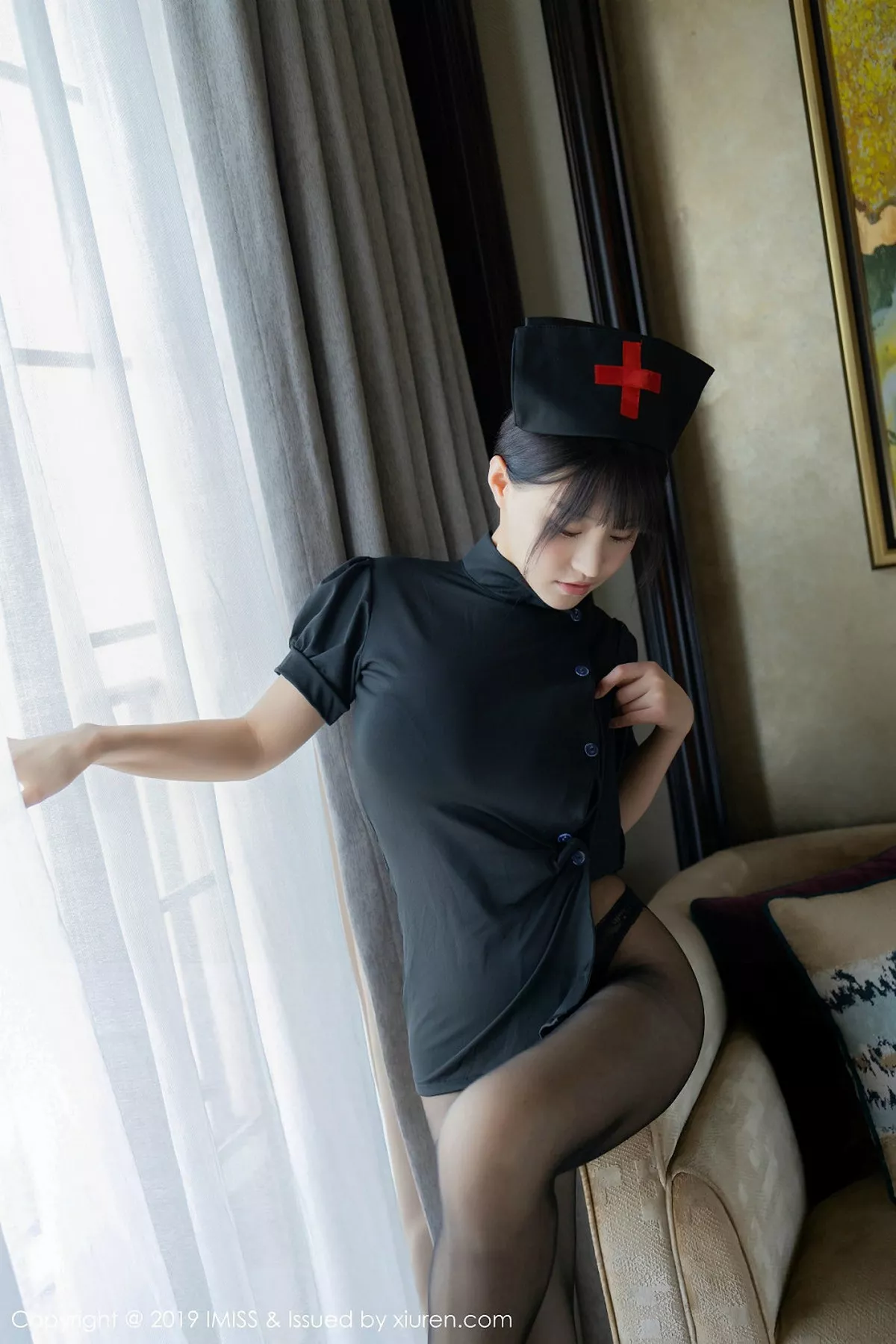 秀人集.com_[IMISS爱蜜社]Vol.407_女神Flower朱可儿私房情趣制服秀完美身材破烂黑丝诱惑写真46P