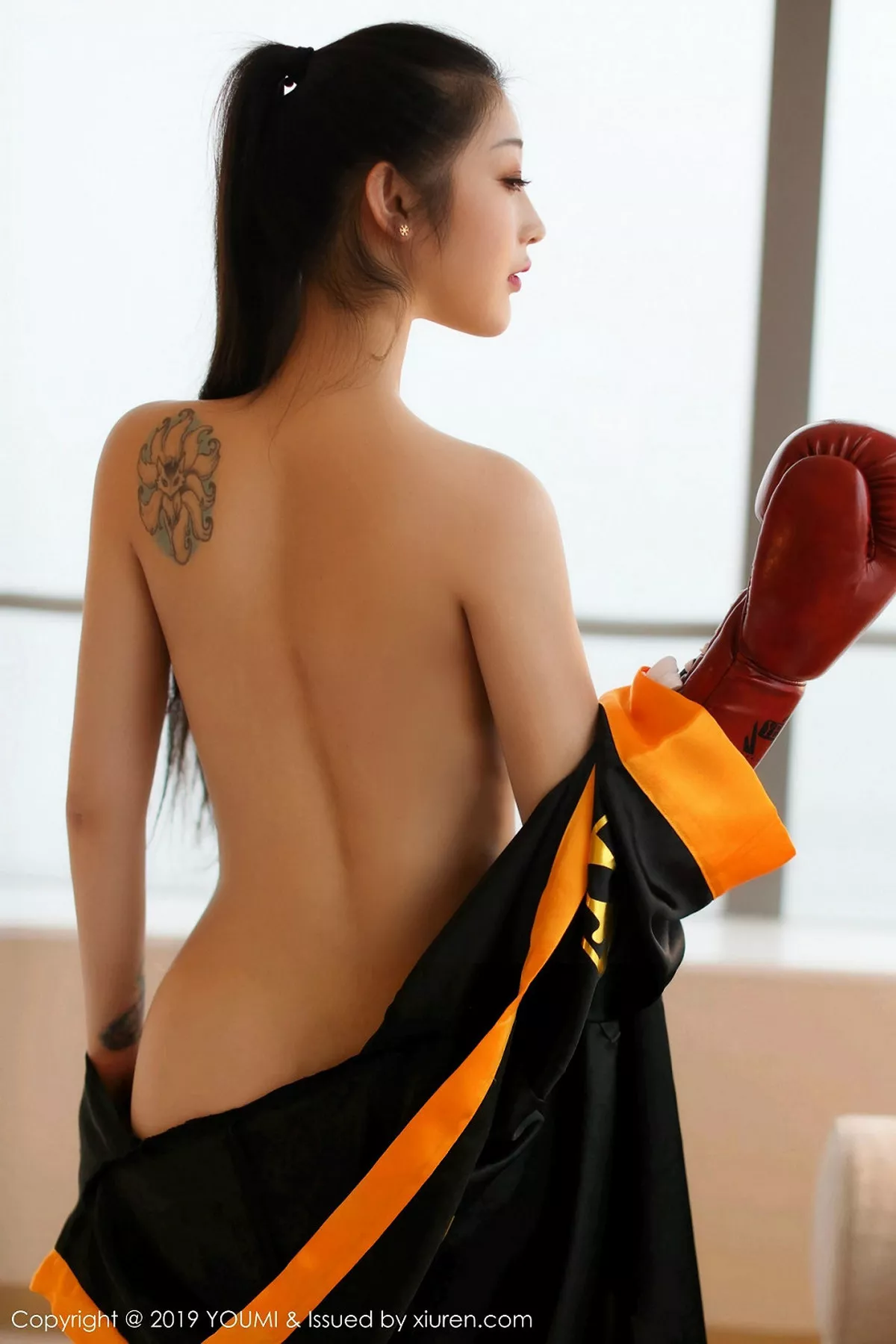 秀人集.com_[YouMi尤蜜荟]Vol.387_魅惑女神妲己_Toxic私房真空拳击手露豪乳遮点极致诱惑写真50P