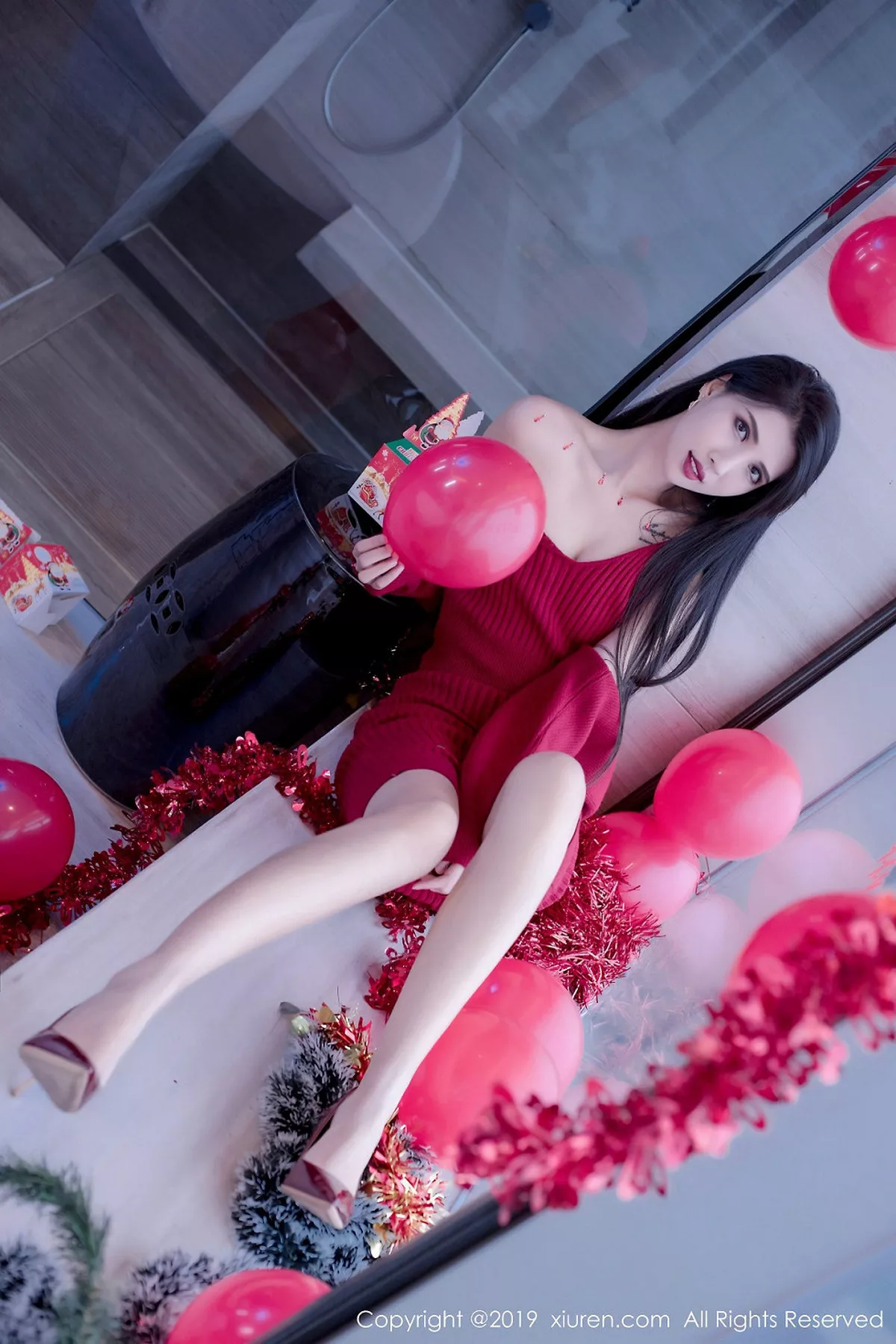 秀人集.com_[XiuRen秀人网]No.1871_高挑美女葛征Model私房圣诞新年主题红色深V圣诞女郎诱惑写真81P