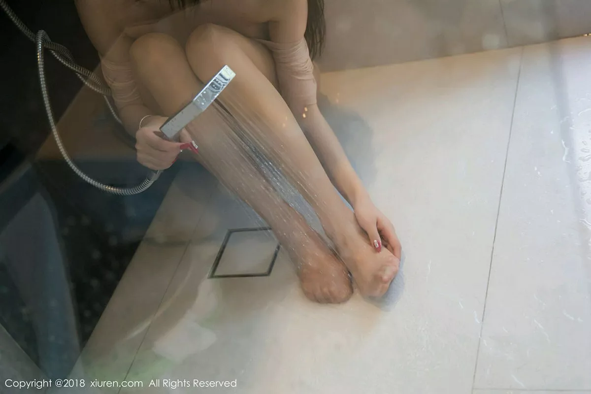 秀人集.com_[XiuRen秀人网]No.1222_甜美女神杨晨晨sugar普吉岛旅拍肉色连身裙湿身诱惑写真80P