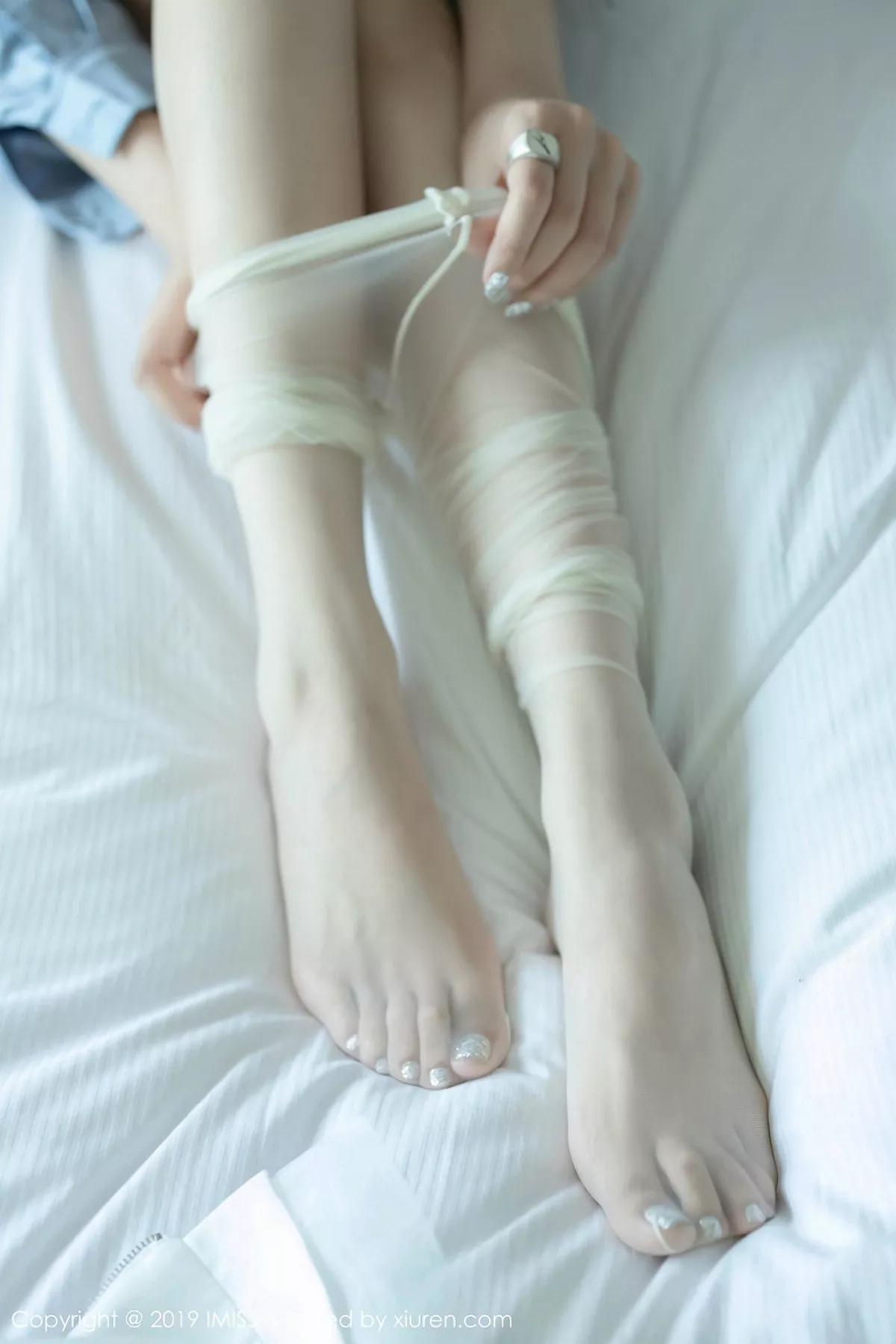 秀人集.com_[IMISS爱蜜社]Vol.424_女神许诺Sabrina私房性感内衣秀完美身材脱肉丝销魂诱惑写真60P