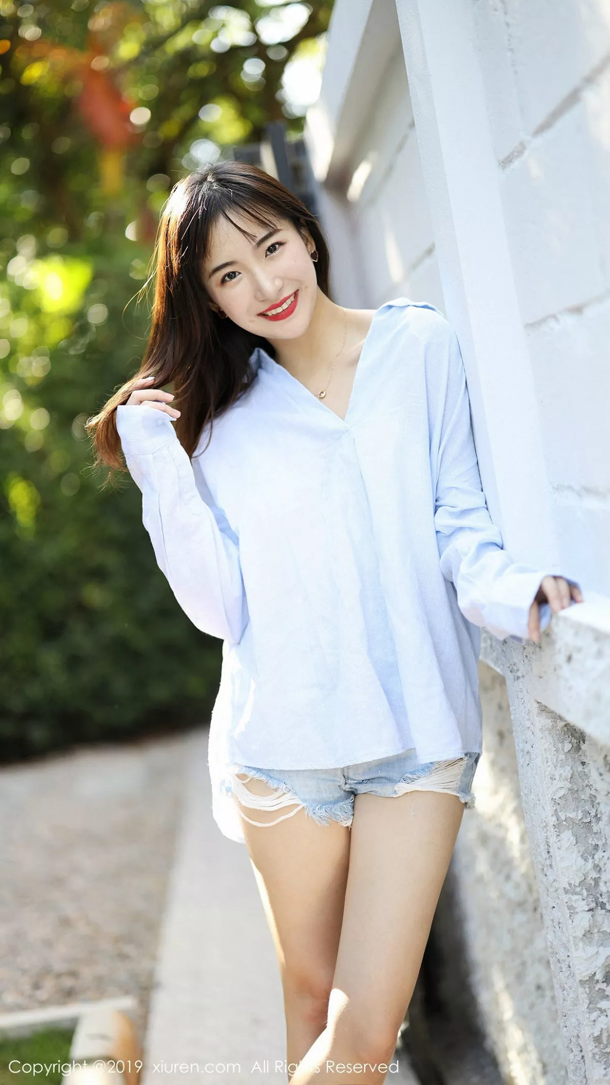 秀人集.com_[XiuRen秀人网]No.1892_嫩模艺儿拿铁泰国旅拍室外小清新主题蕾丝短裙迷人诱惑写真55P